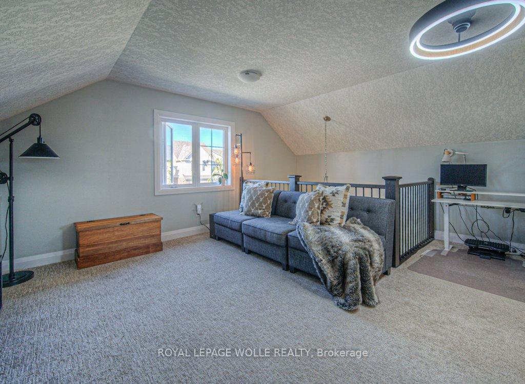 Photo 32 of 286 Tall Grass Crescent, Kitchener — HOMEH
