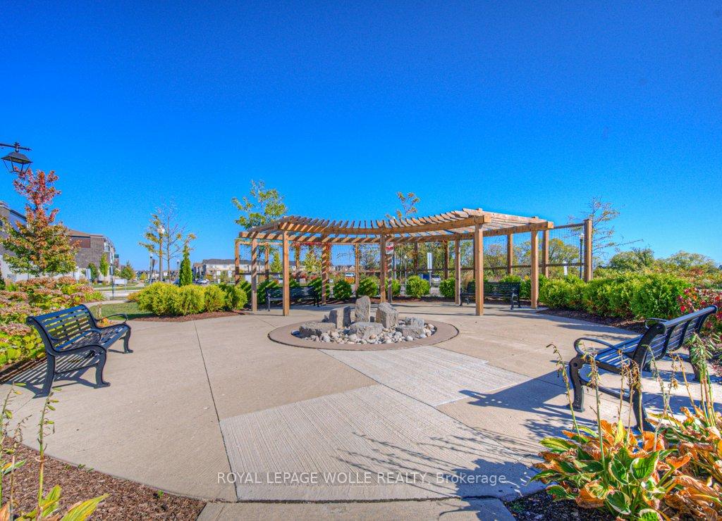 Photo 43 of 286 Tall Grass Crescent, Kitchener — HOMEH
