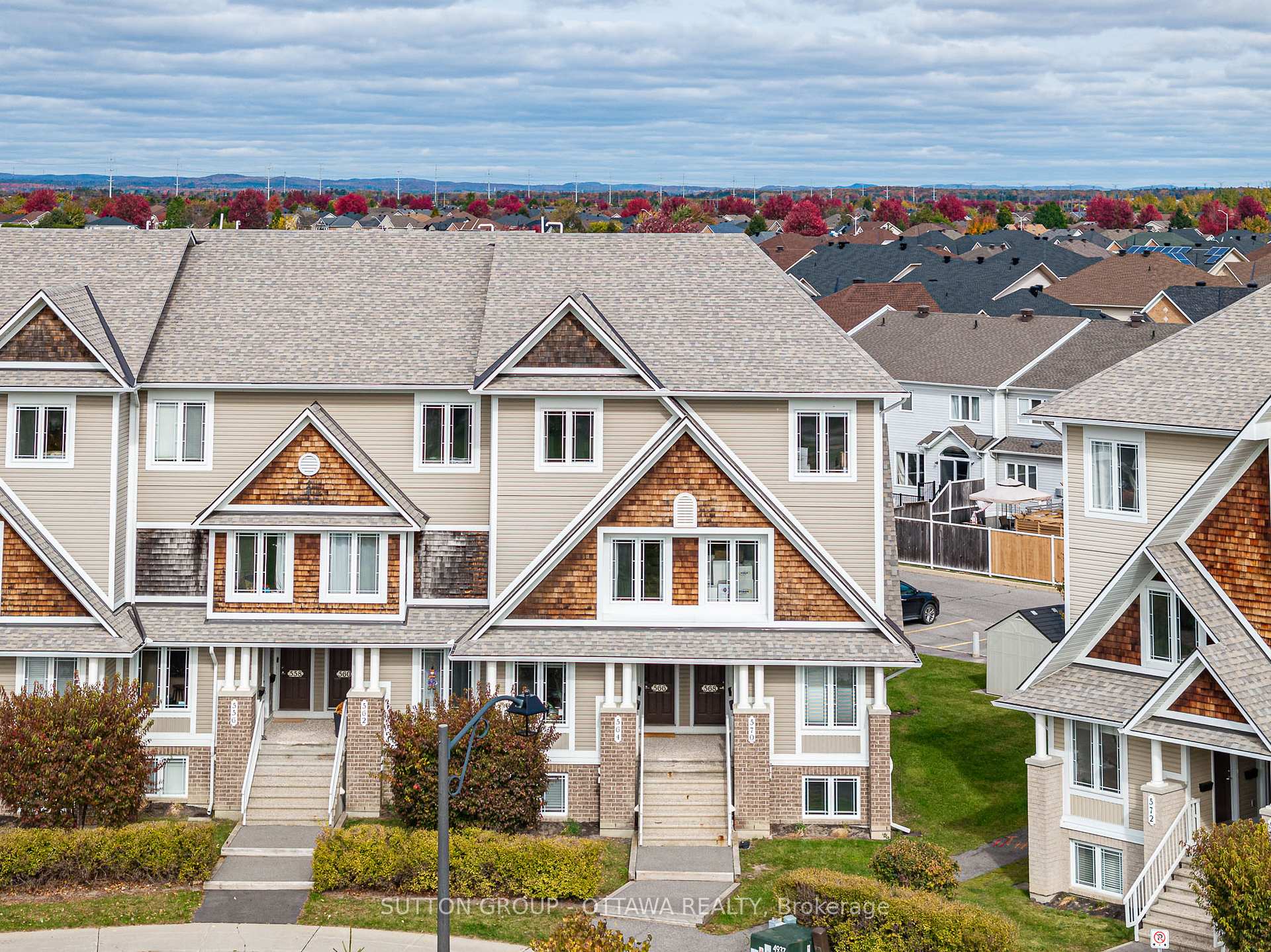 Photo 1 of 566 Lakeridge Drive, Ottawa, Avalon East — HOMEH