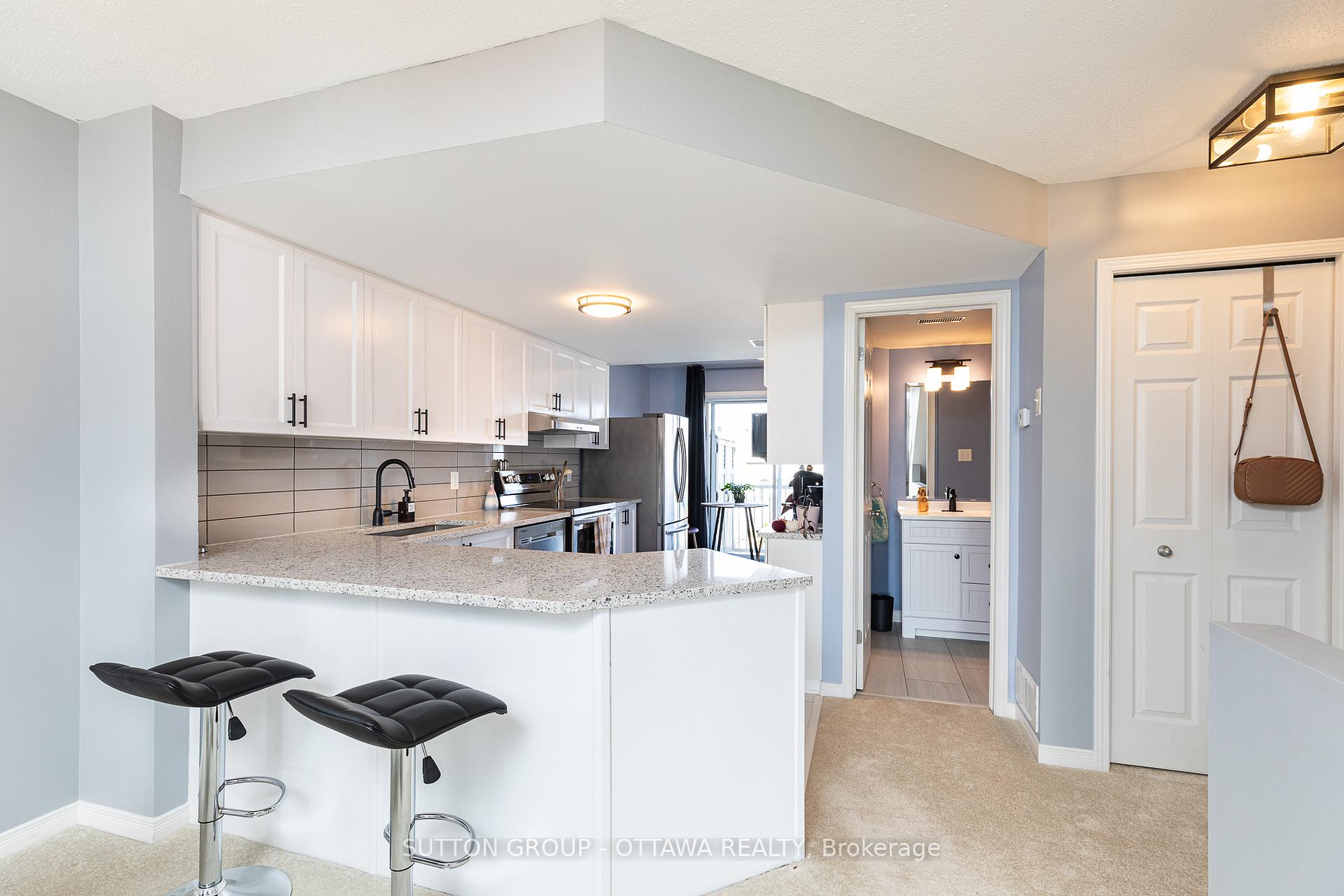Photo 6 of 566 Lakeridge Drive, Ottawa, Avalon East — HOMEH