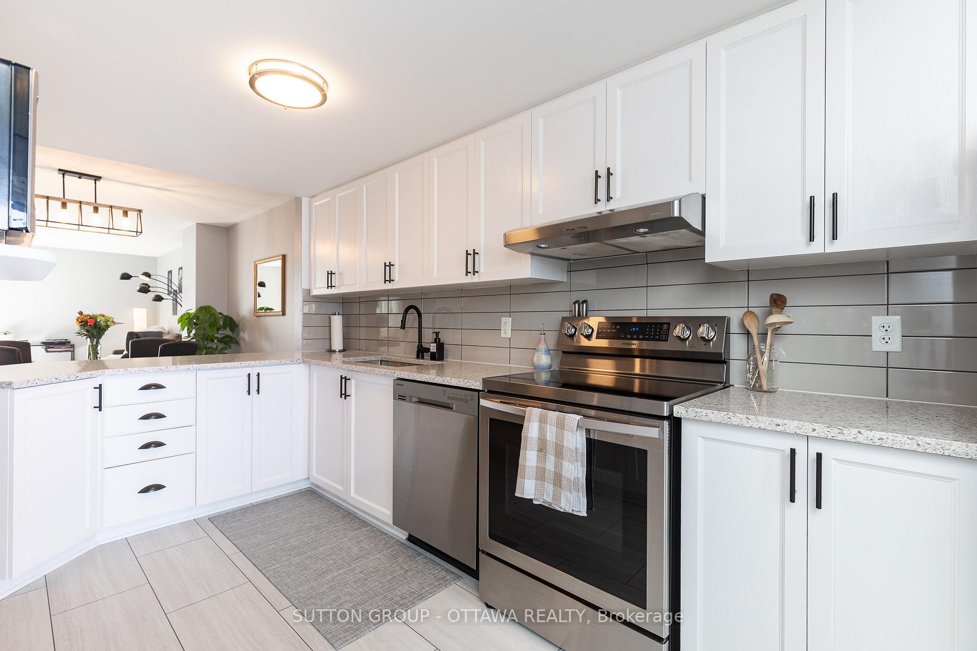 Photo 9 of 566 Lakeridge Drive, Ottawa, Avalon East — HOMEH
