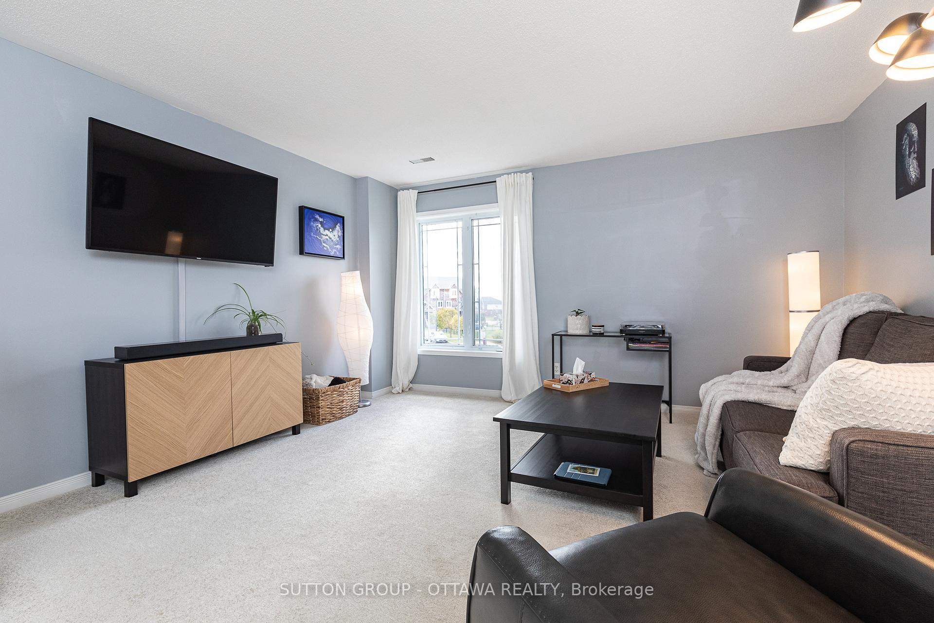 Photo 17 of 566 Lakeridge Drive, Ottawa, Avalon East — HOMEH