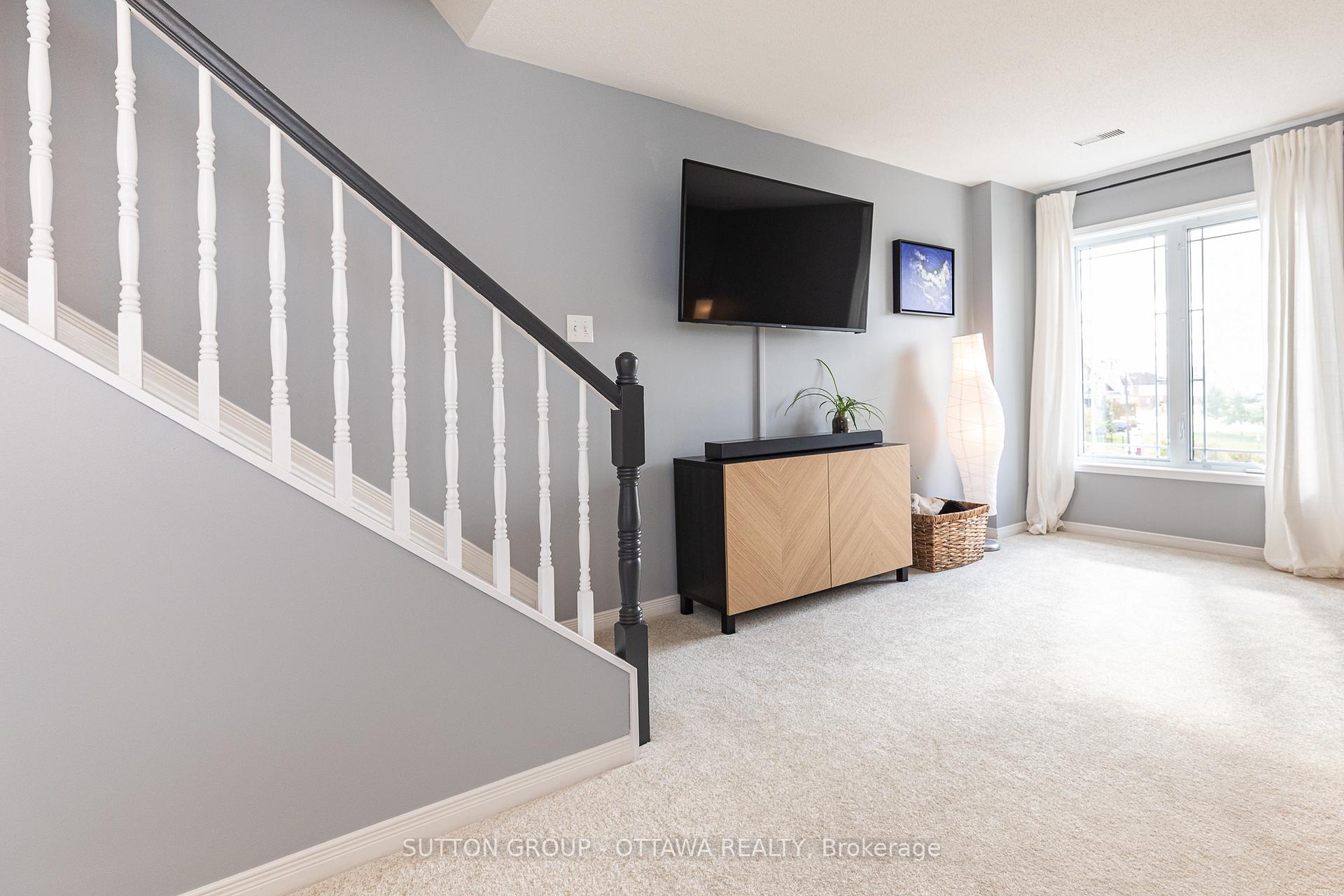 Photo 18 of 566 Lakeridge Drive, Ottawa, Avalon East — HOMEH