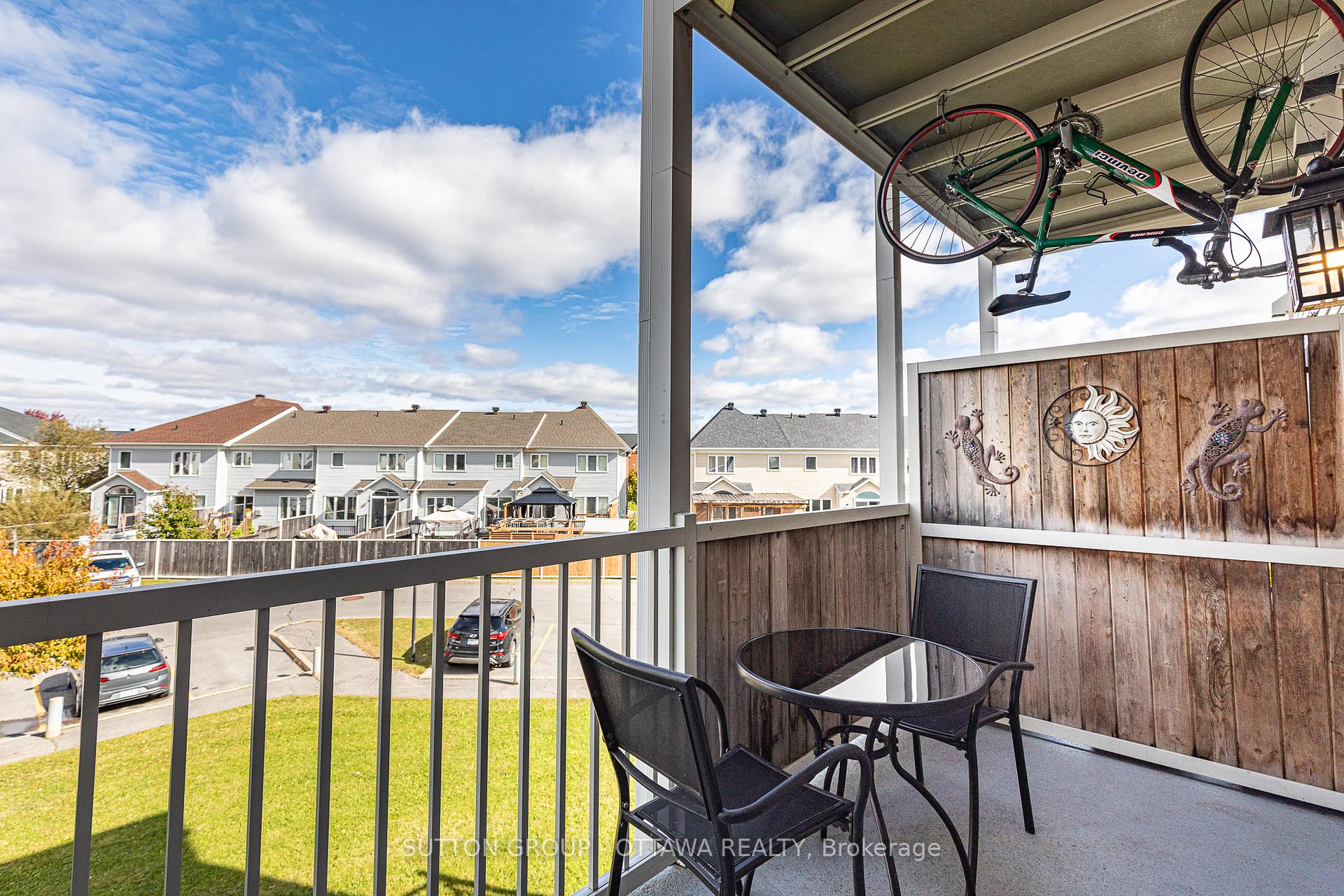 Photo 21 of 566 Lakeridge Drive, Ottawa, Avalon East — HOMEH
