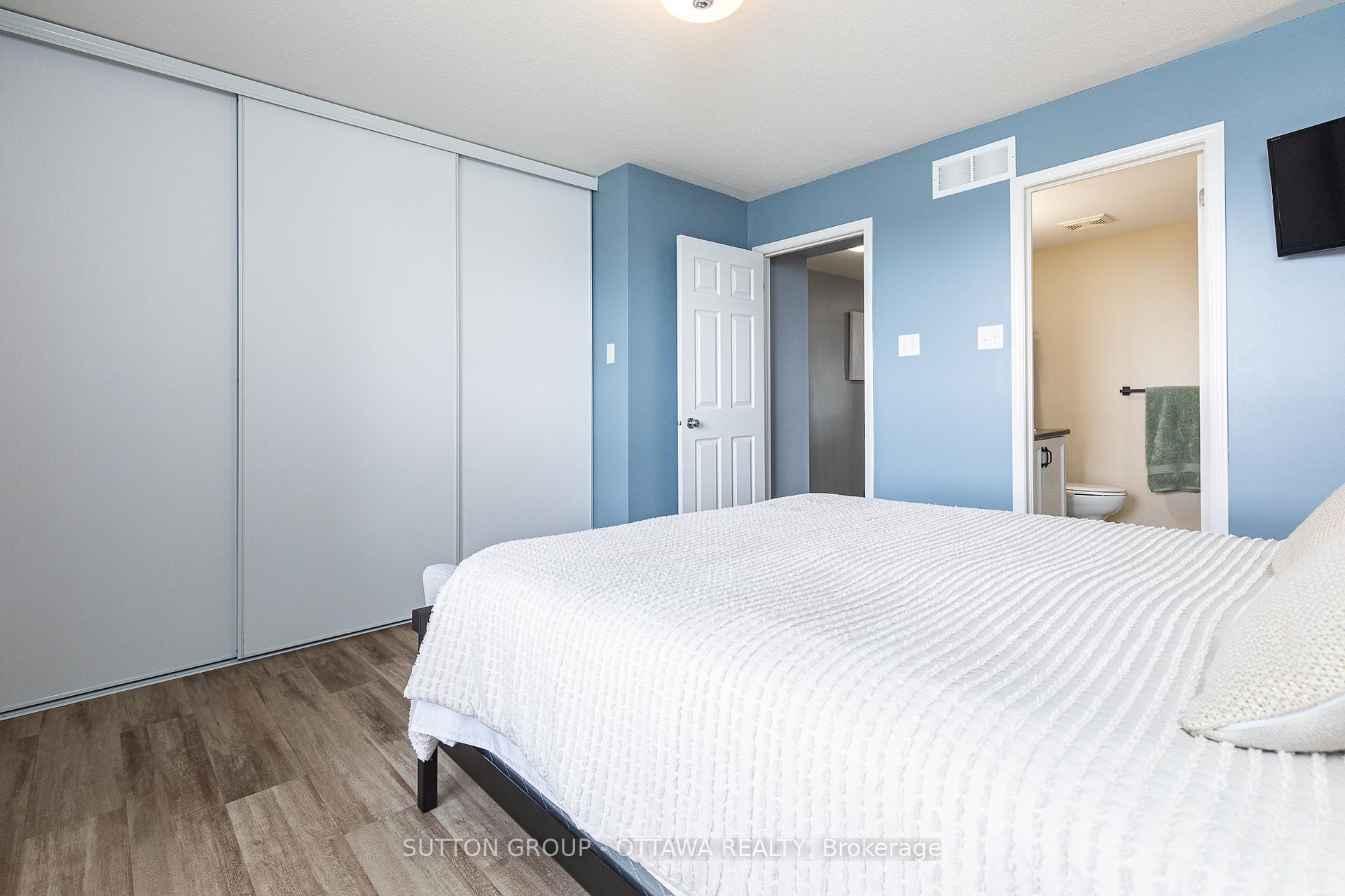 Photo 26 of 566 Lakeridge Drive, Ottawa, Avalon East — HOMEH