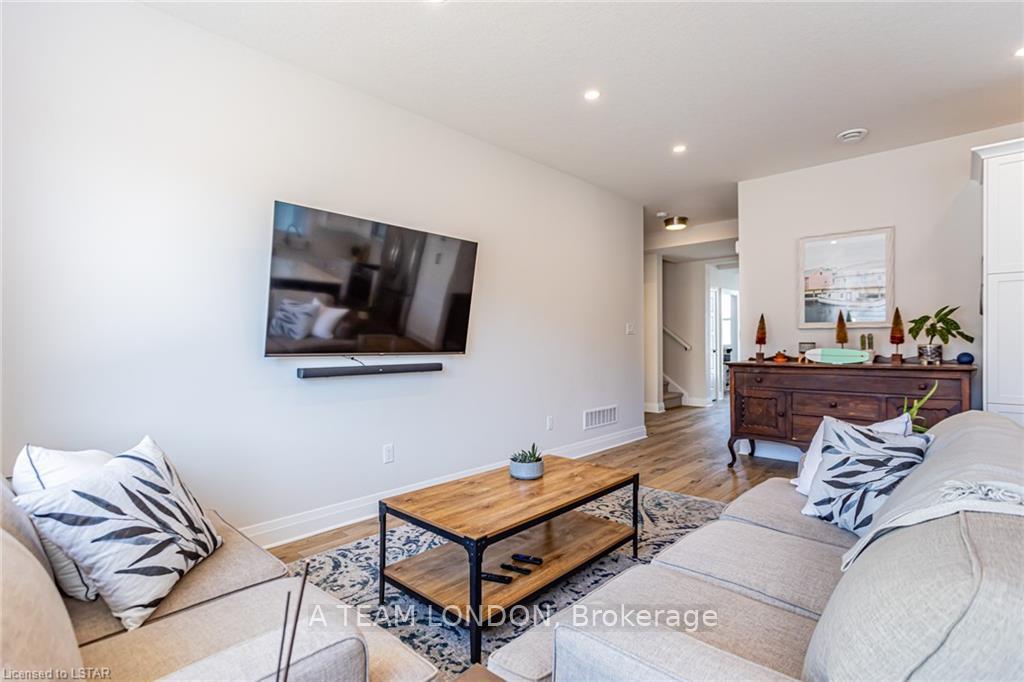 Photo 10 of 407 Breakwater Boulevard, Central Elgin, Rural Central Elgin — HOMEH