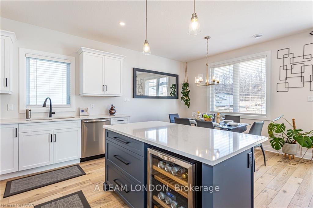 Photo 14 of 407 Breakwater Boulevard, Central Elgin, Rural Central Elgin — HOMEH