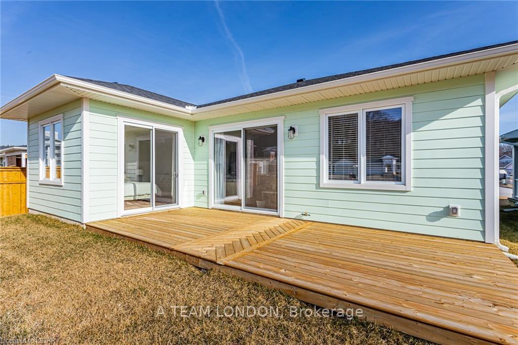 Photo 36 of 407 Breakwater Boulevard, Central Elgin, Rural Central Elgin — HOMEH