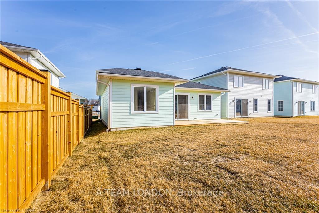 Photo 39 of 407 Breakwater Boulevard, Central Elgin, Rural Central Elgin — HOMEH