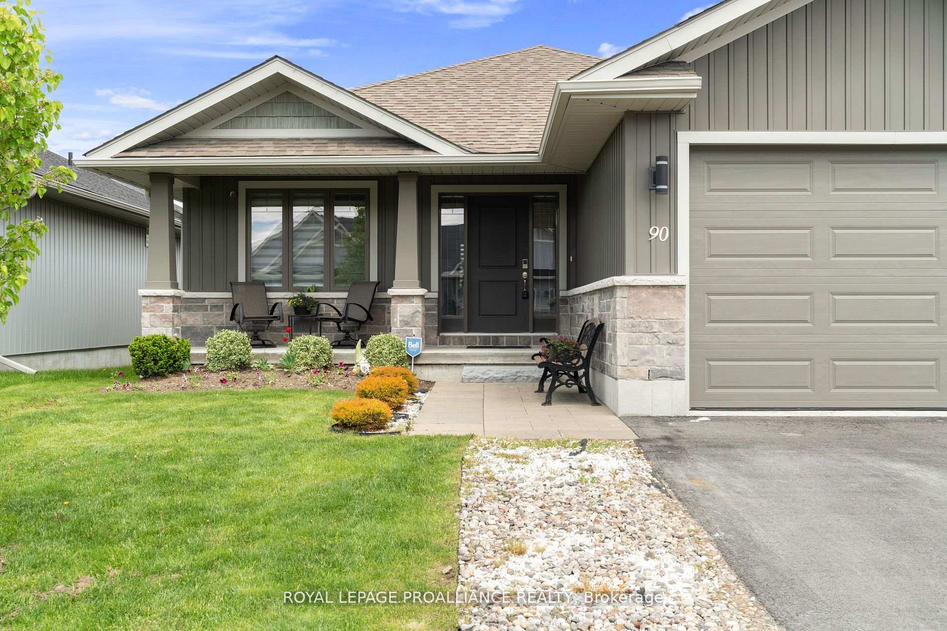 Photo 3 of 90 Aldersgate Drive, Belleville, Belleville Ward — HOMEH