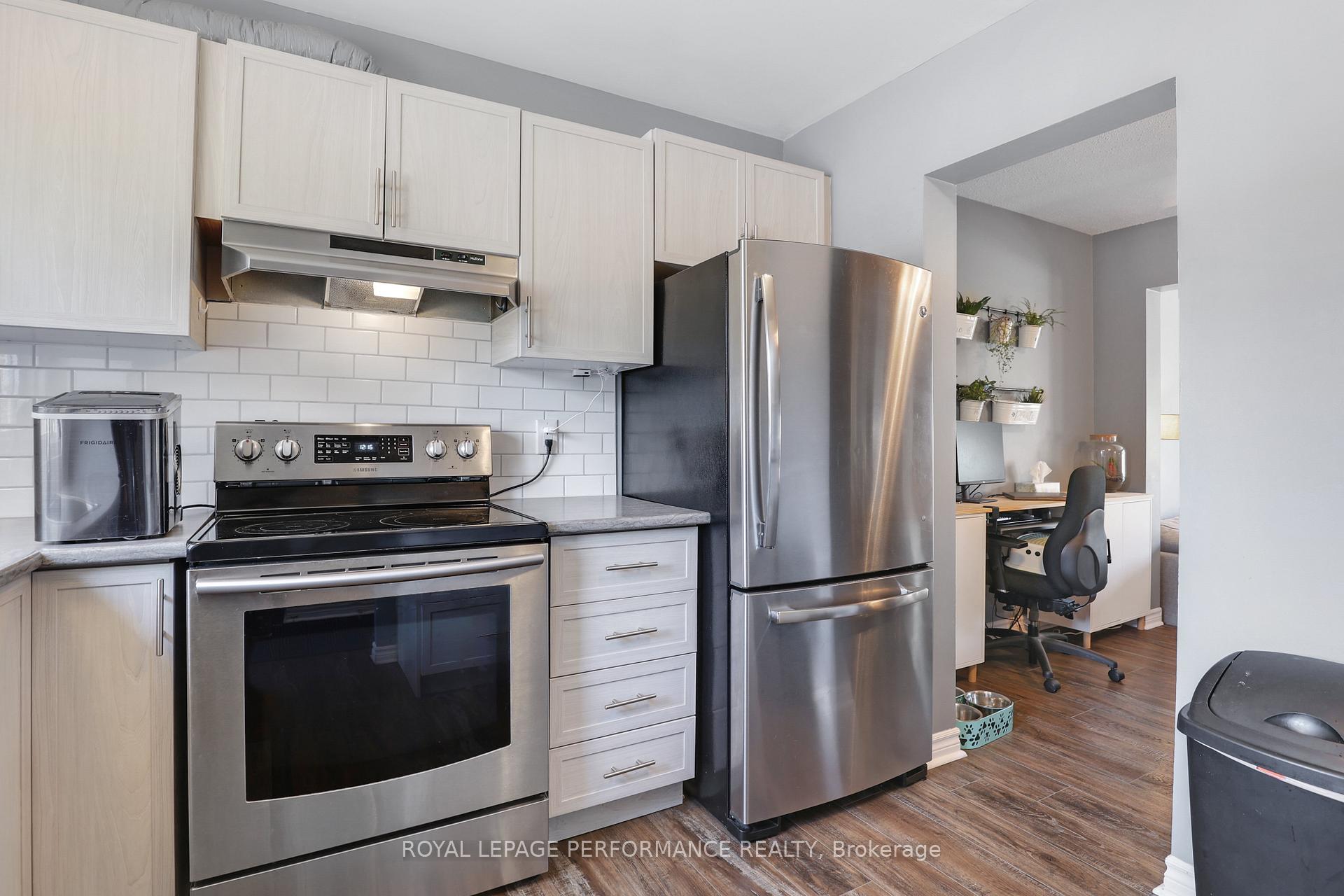 Photo 6 of 1962 Kelden Crescent, Ottawa, Blackburn Hamlet (South) — HOMEH