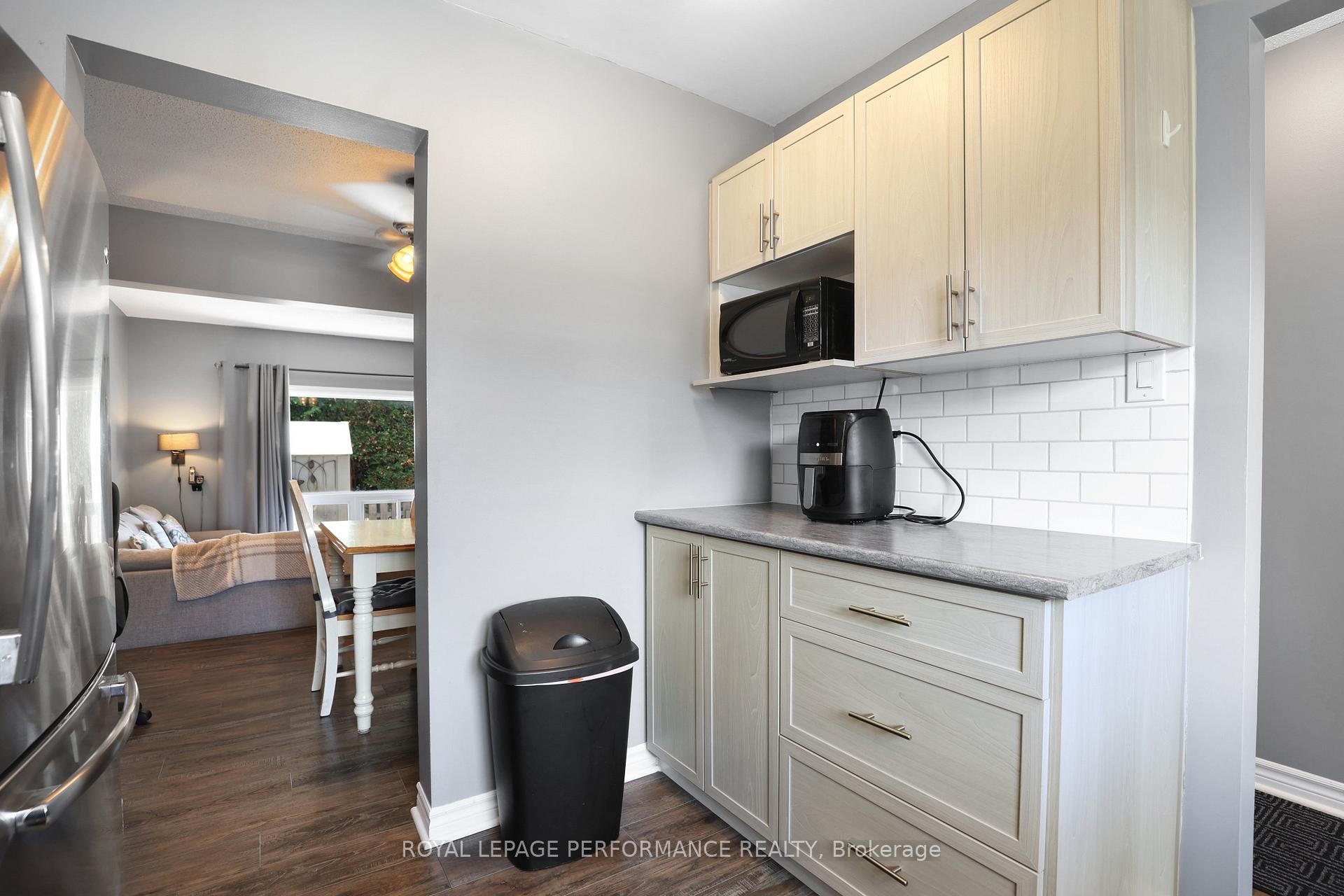 Photo 8 of 1962 Kelden Crescent, Ottawa, Blackburn Hamlet (South) — HOMEH