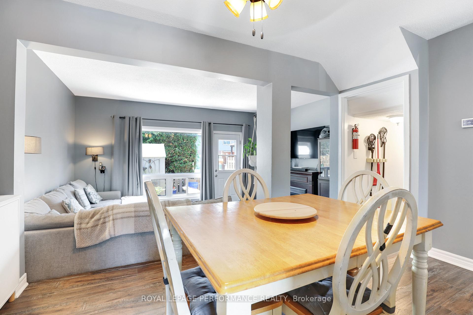 Photo 11 of 1962 Kelden Crescent, Ottawa, Blackburn Hamlet (South) — HOMEH