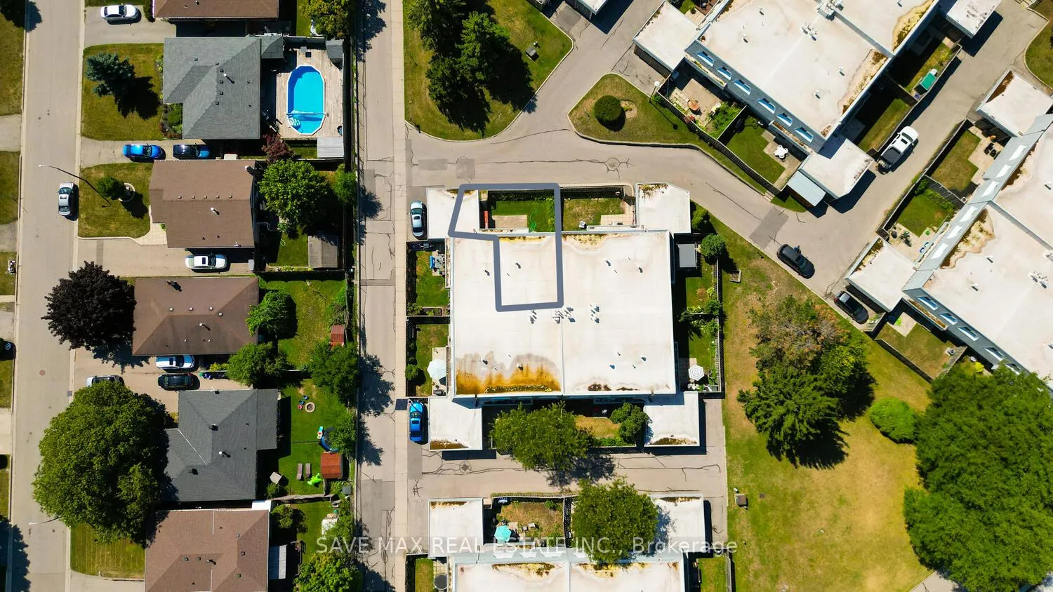 Photo 47 of Unit 38, 14 Williamsburg Road, Kitchener — HOMEH