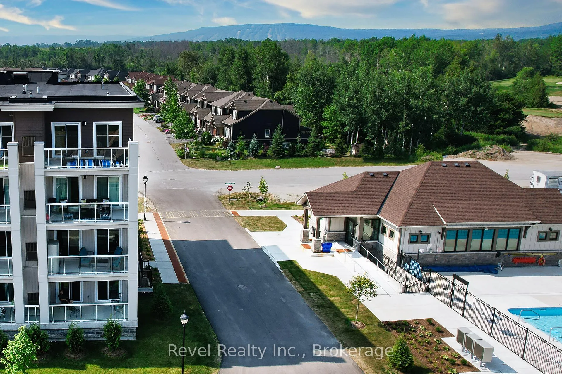 Photo 2 of Unit 201, 17 Spooner Crescent, Collingwood — HOMEH