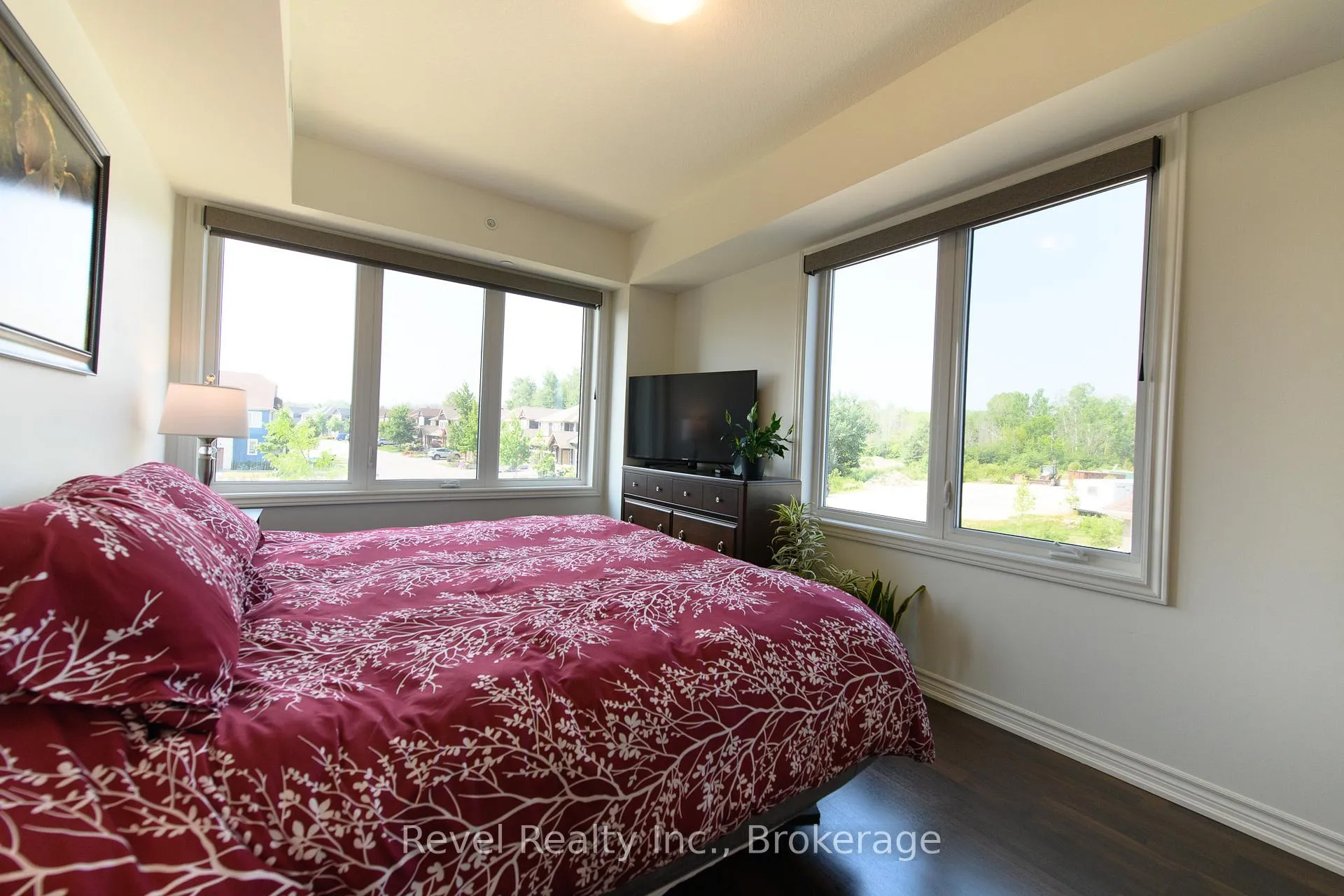 Photo 13 of Unit 201, 17 Spooner Crescent, Collingwood — HOMEH