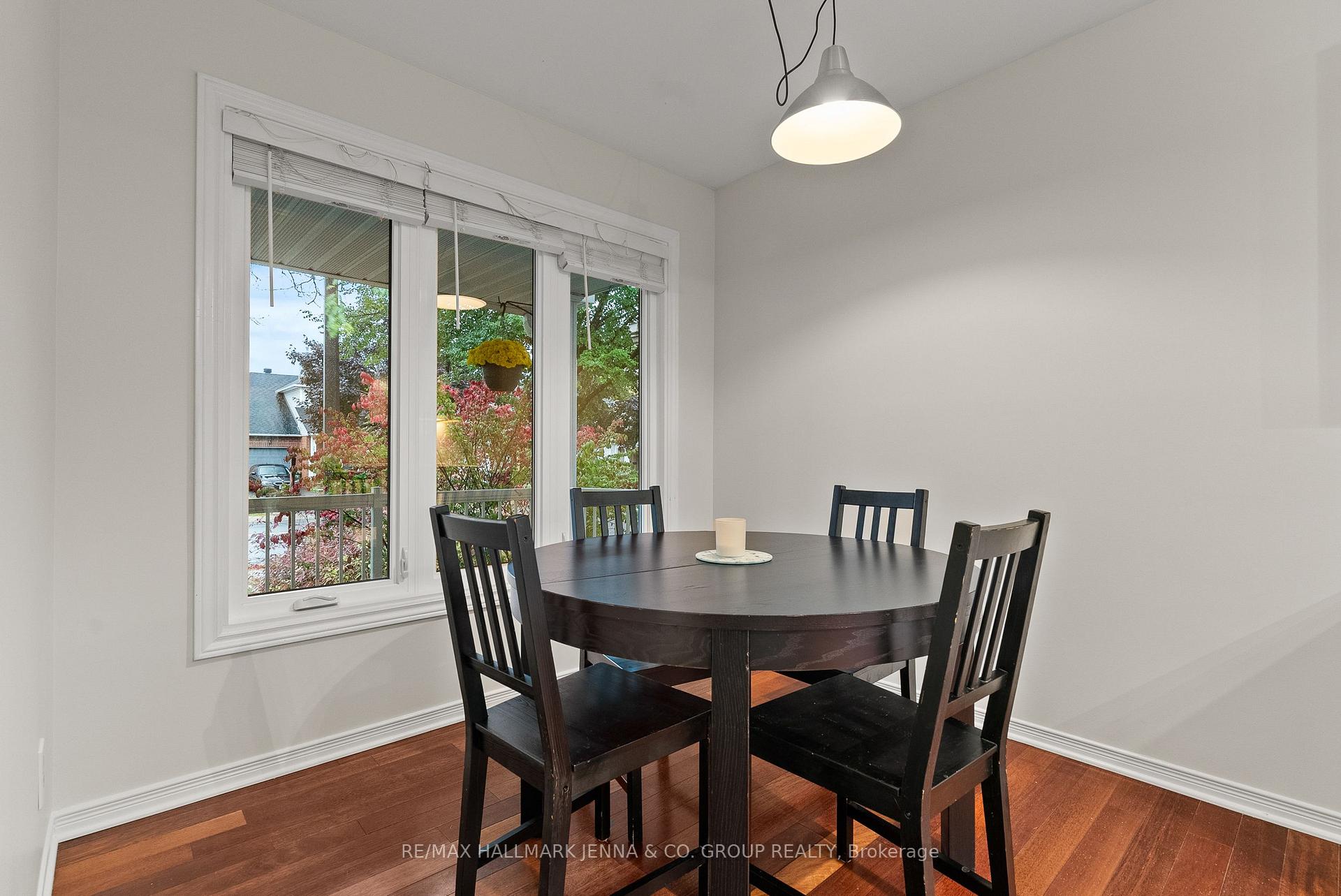 Photo 9 of 364 Stoneway Drive, Ottawa, Barrhaven East — HOMEH