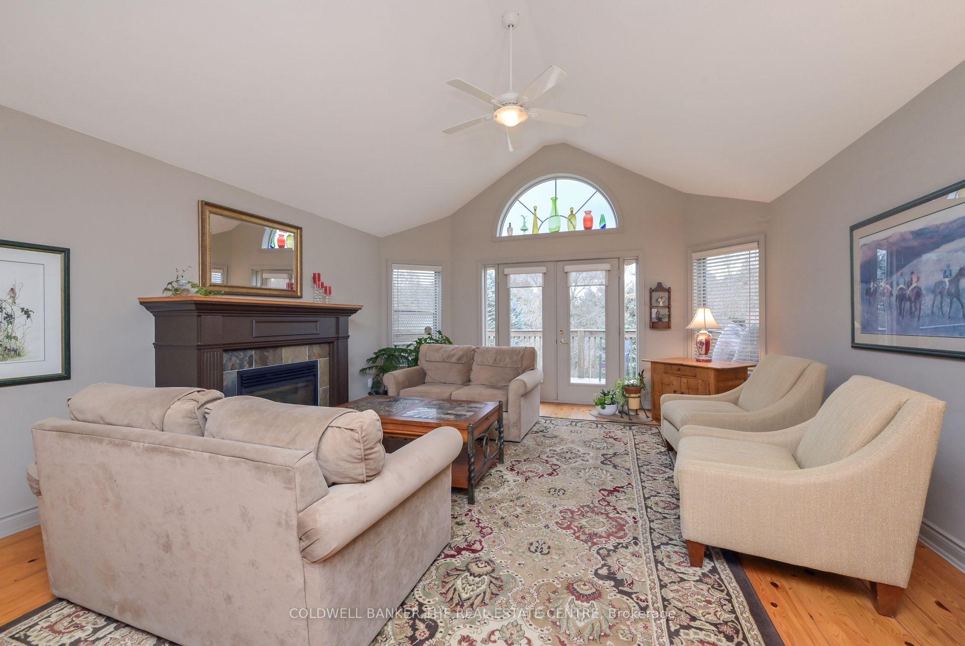 Photo 10 of 133 Bella Vista Trail, New Tecumseth, Rural New Tecumseth — HOMEH