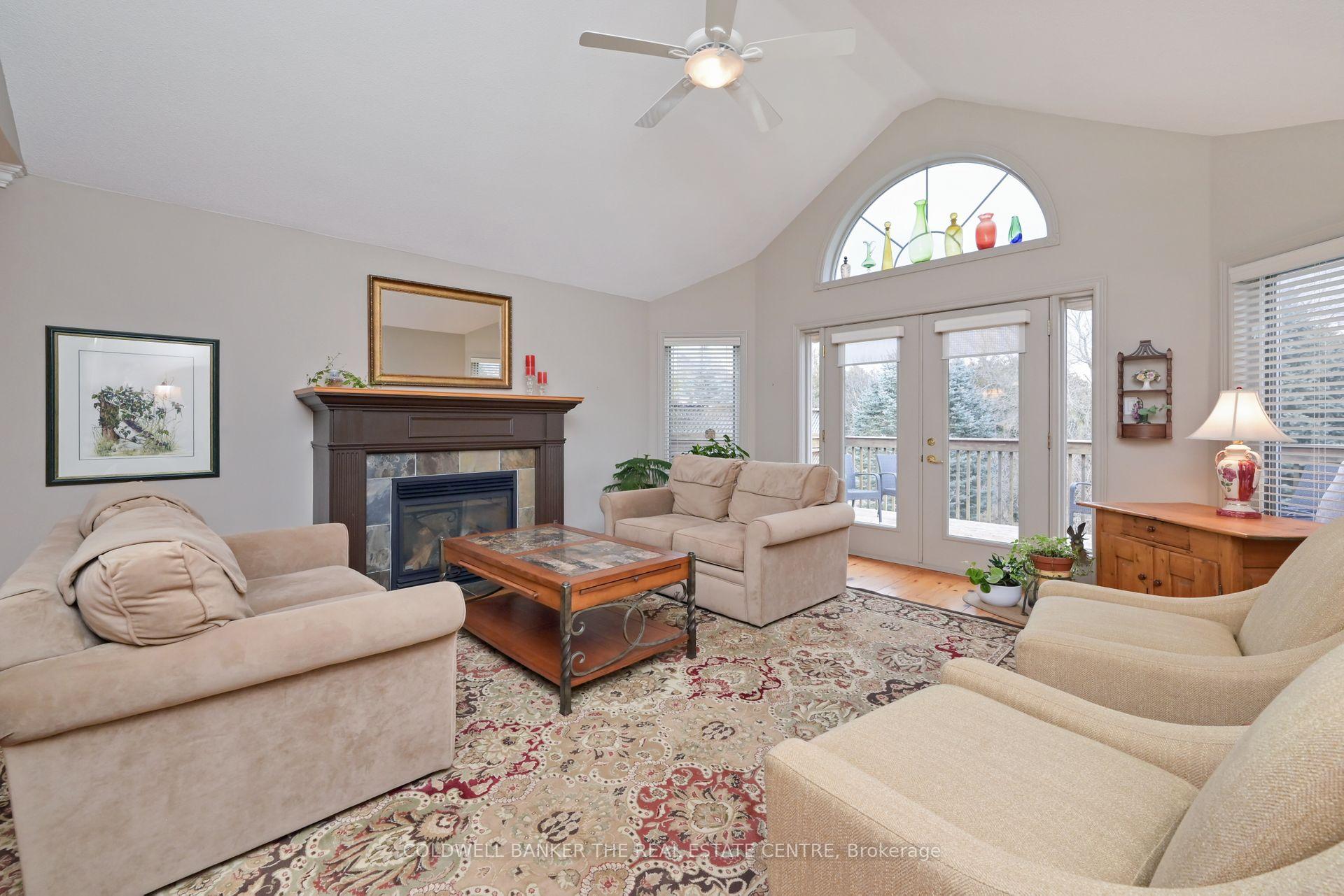 Photo 11 of 133 Bella Vista Trail, New Tecumseth, Rural New Tecumseth — HOMEH