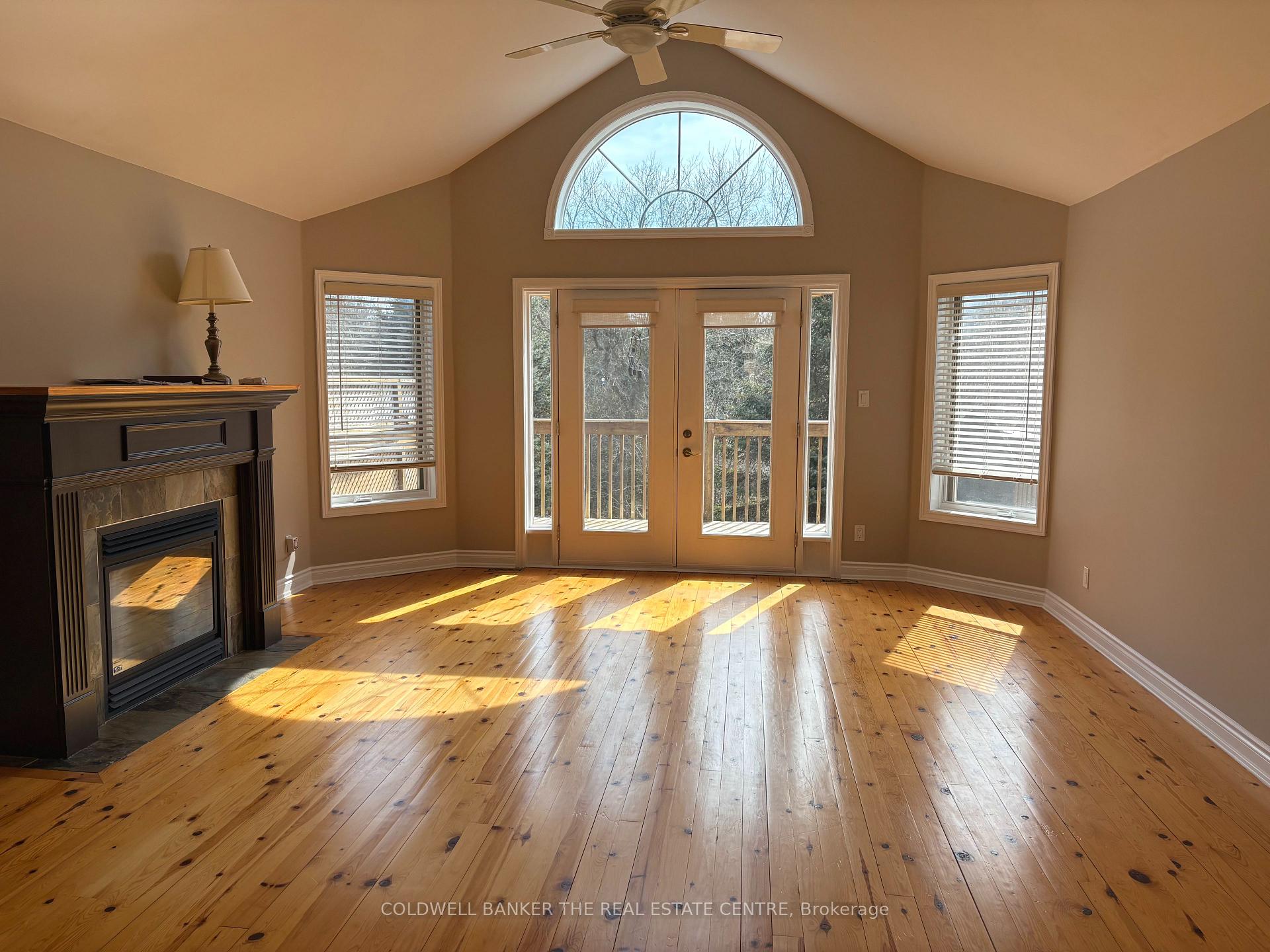 Photo 12 of 133 Bella Vista Trail, New Tecumseth, Rural New Tecumseth — HOMEH