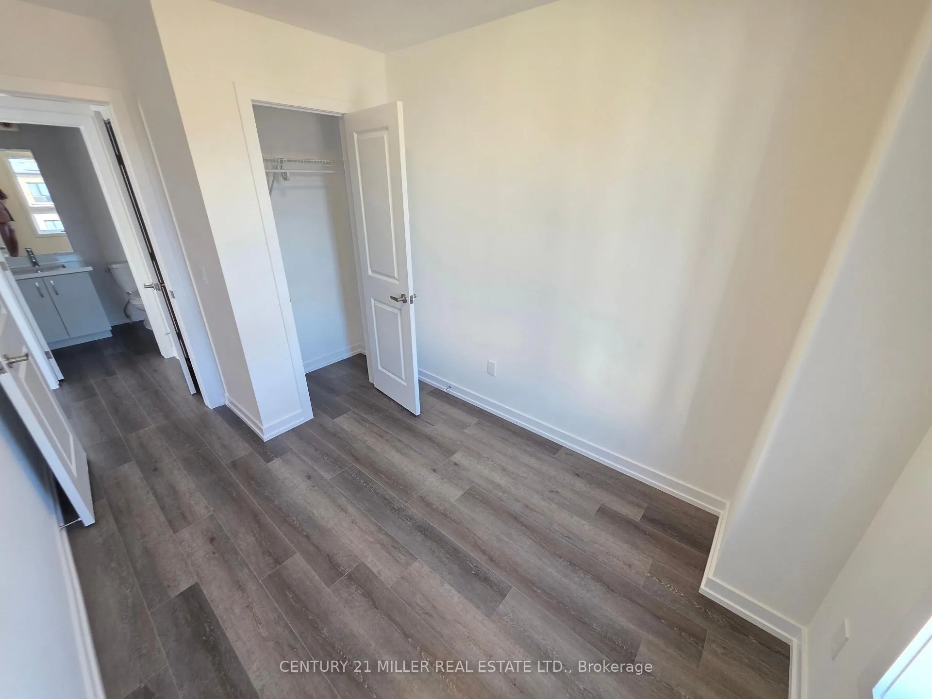 Photo 17 of Unit 31, 70 Kenesky Drive, Hamilton, Waterdown — HOMEH
