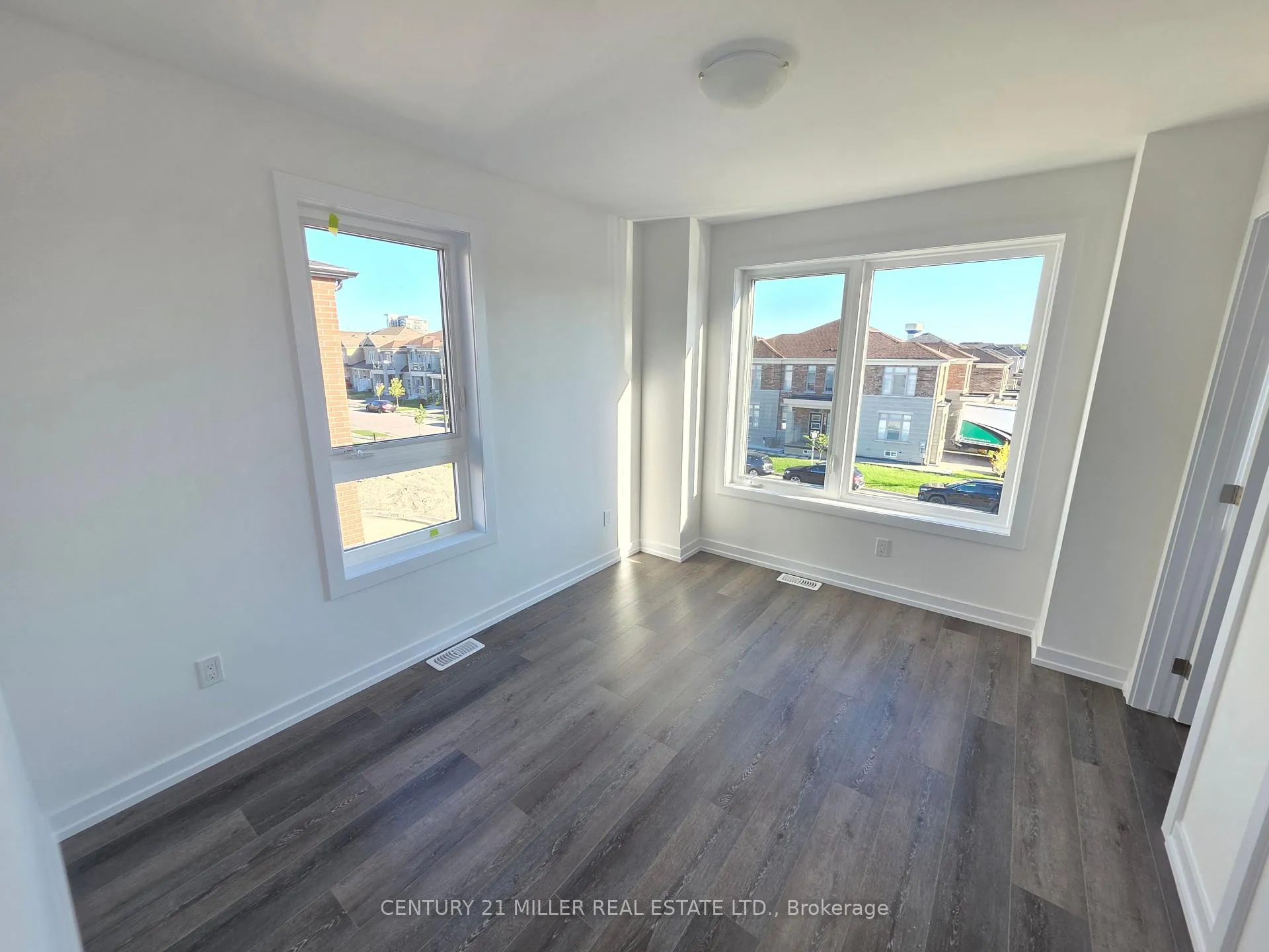 Photo 20 of Unit 31, 70 Kenesky Drive, Hamilton, Waterdown — HOMEH