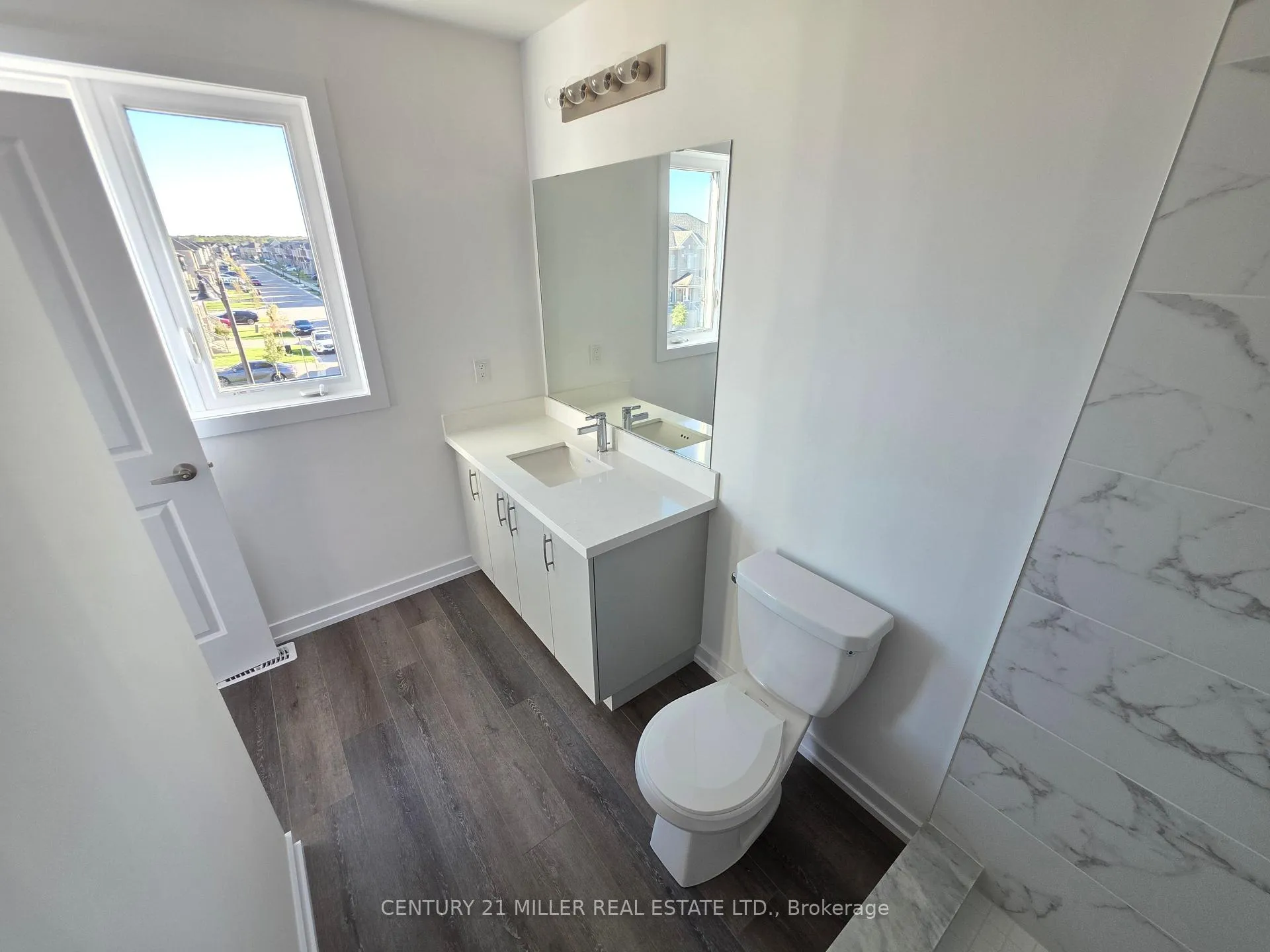 Photo 23 of Unit 31, 70 Kenesky Drive, Hamilton, Waterdown — HOMEH