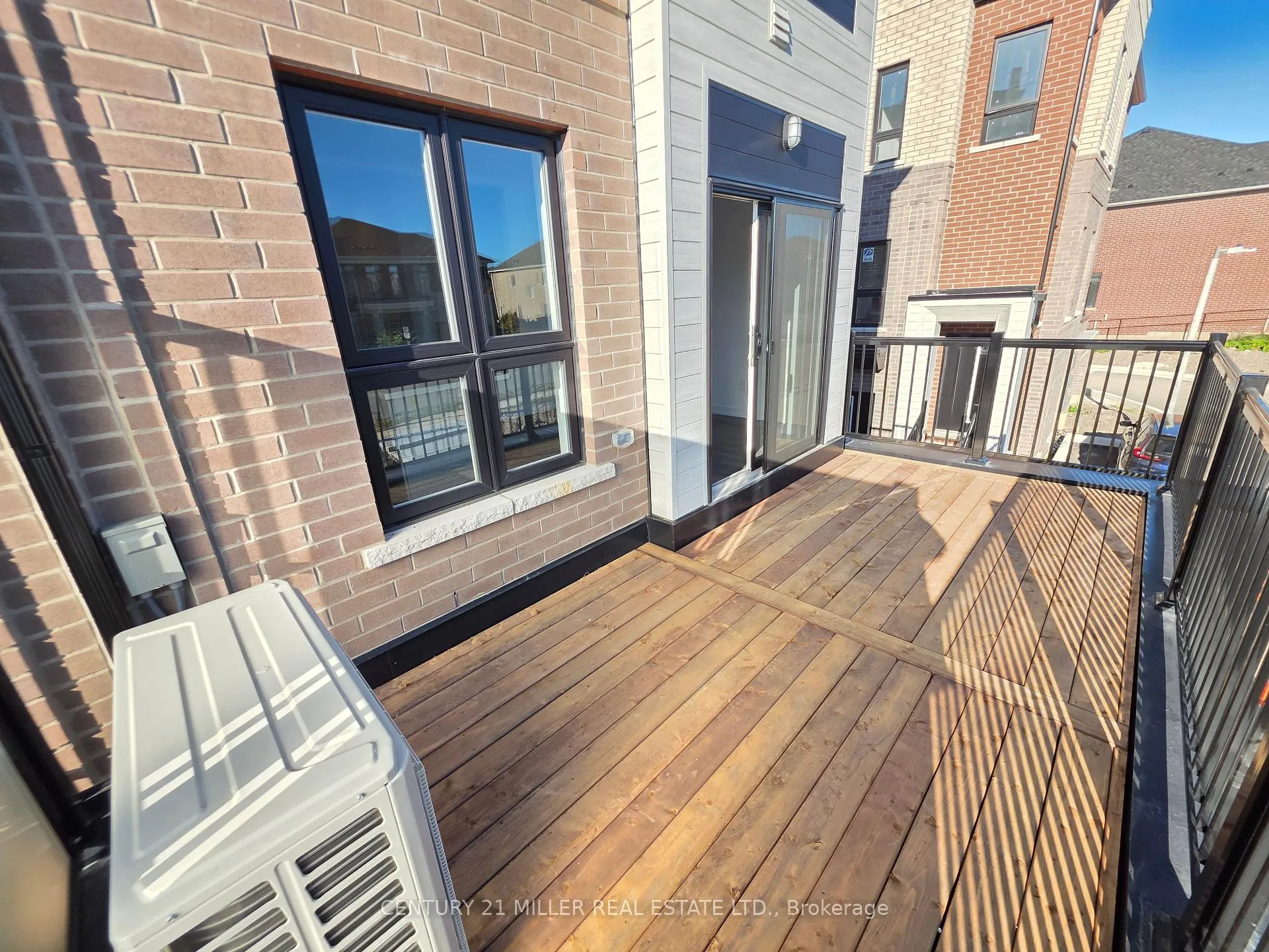 Photo 37 of Unit 31, 70 Kenesky Drive, Hamilton, Waterdown — HOMEH