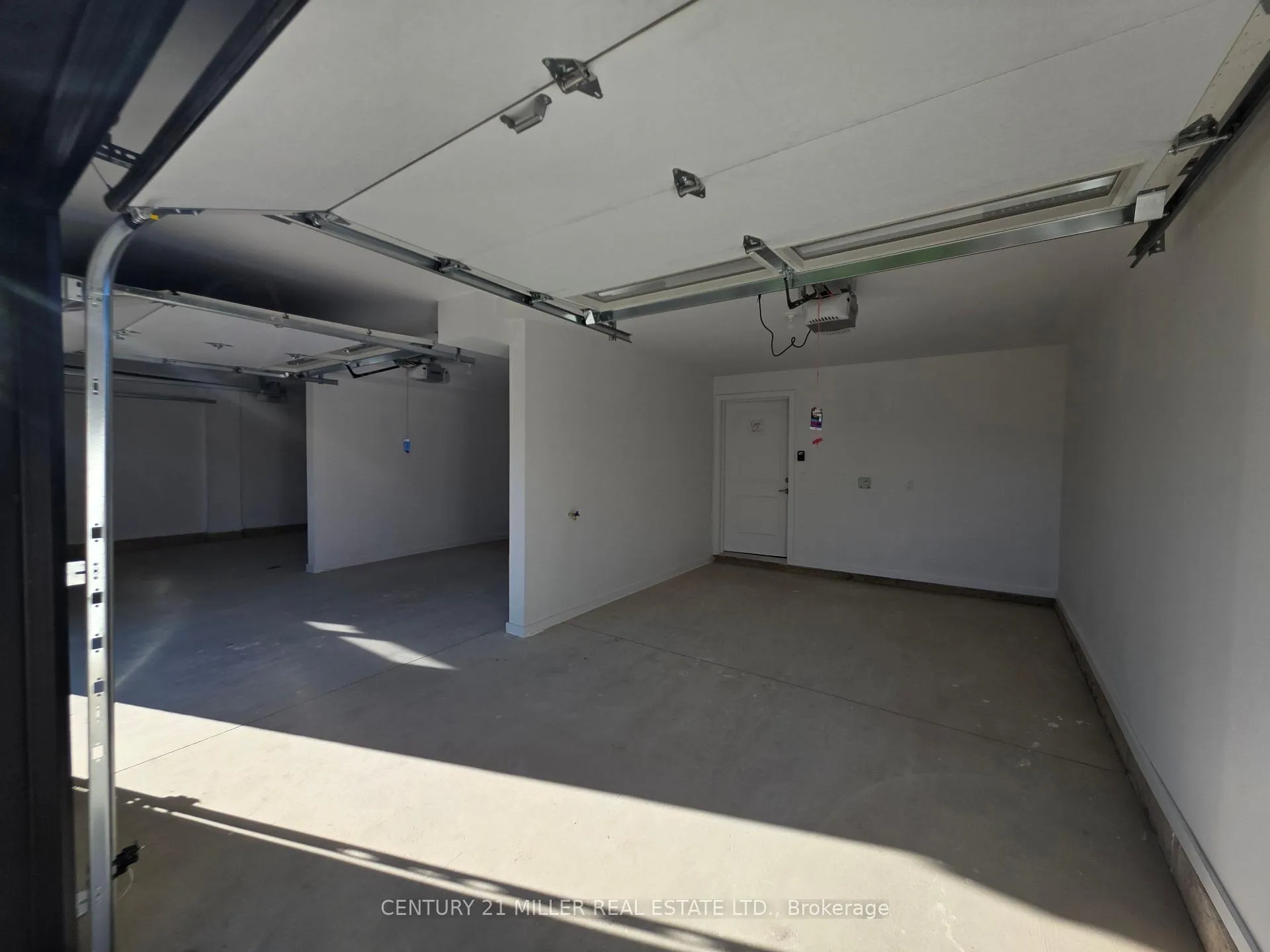Photo 43 of Unit 31, 70 Kenesky Drive, Hamilton, Waterdown — HOMEH
