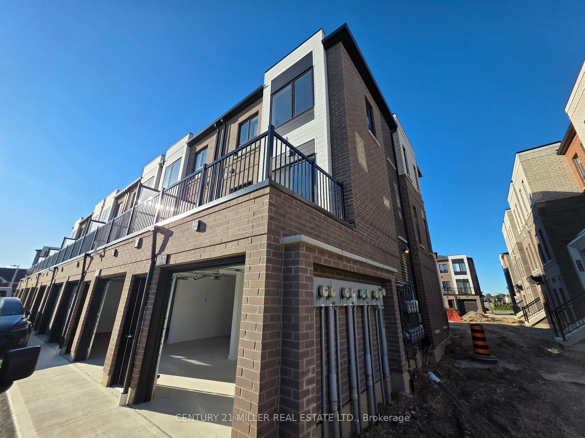 Photo 44 of Unit 31, 70 Kenesky Drive, Hamilton, Waterdown — HOMEH