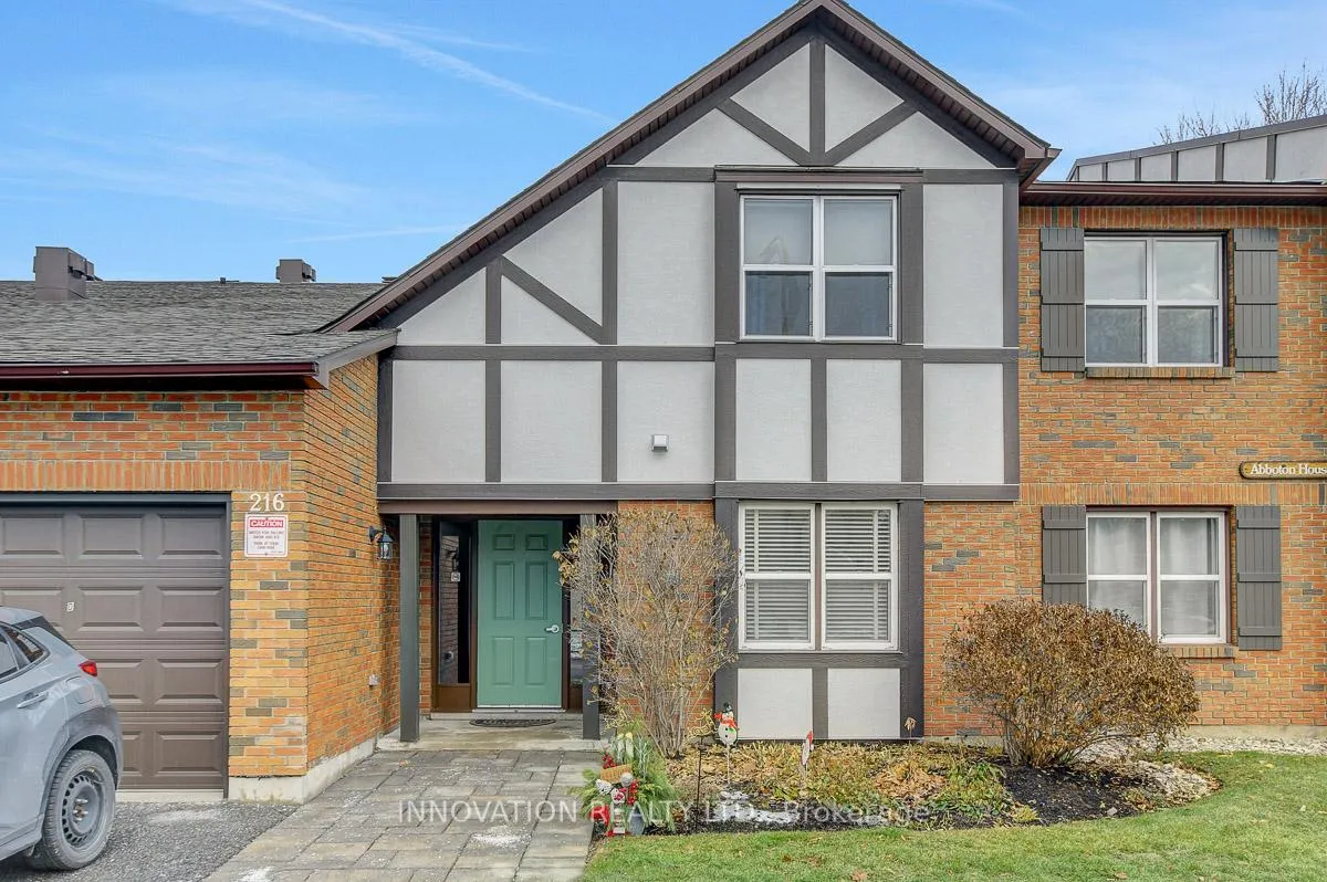 Photo 2 of Unit B, 216 Equestrian Drive, Ottawa, Kanata - Bridlewood — HOMEH