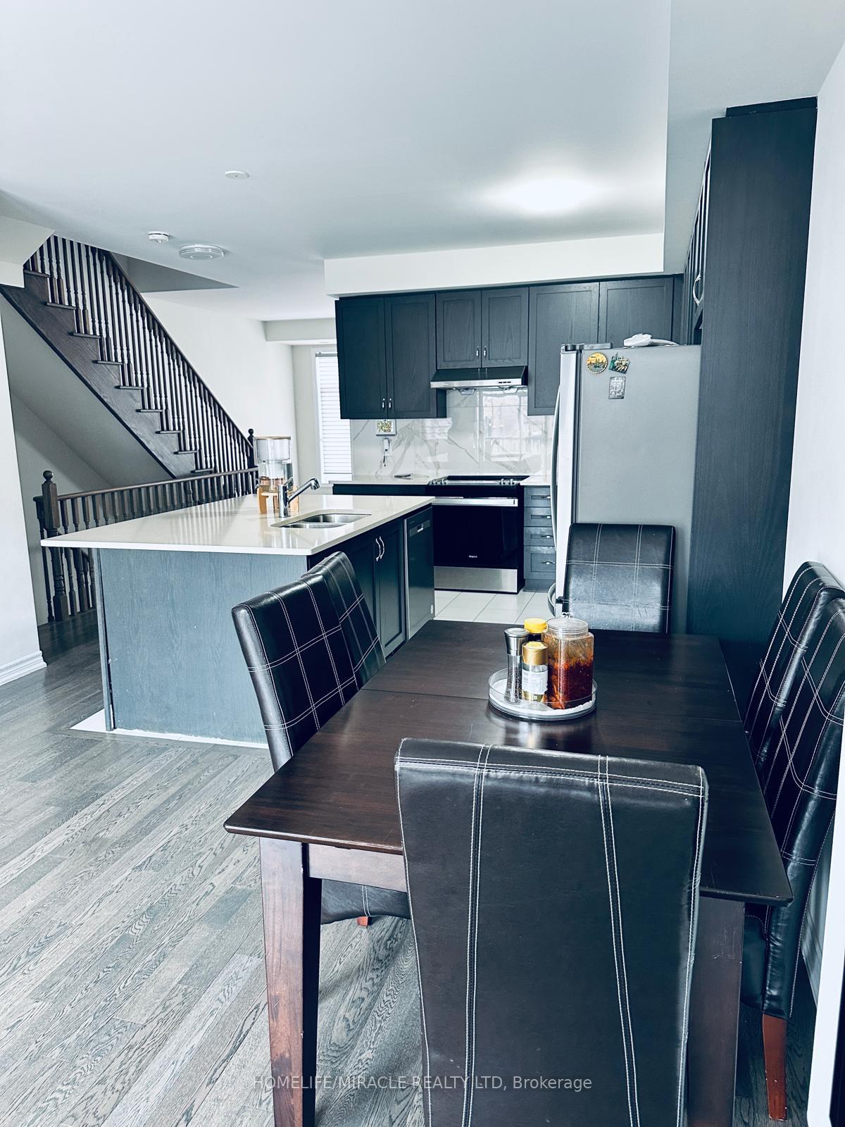 Photo 11 of 18 Petch Avenue, Caledon, Rural Caledon — HOMEH