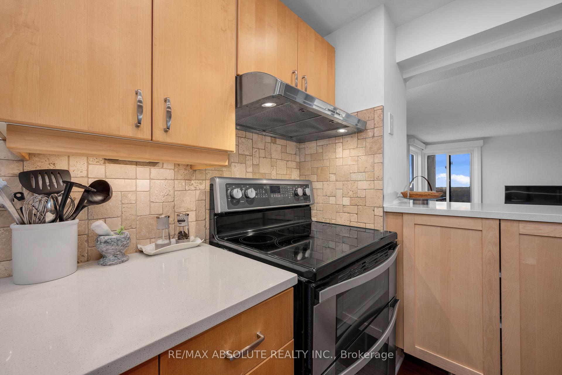 Photo 17 of Unit 2406, 1081 Ambleside Drive, Ottawa, Woodroffe — HOMEH