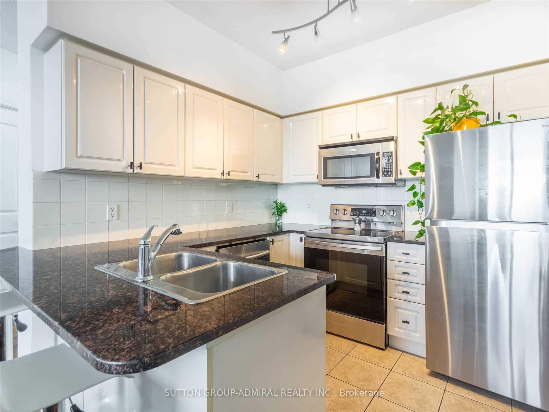 Photo 3 of Unit 1117, 9225 Jane Street, Vaughan, Maple — HOMEH