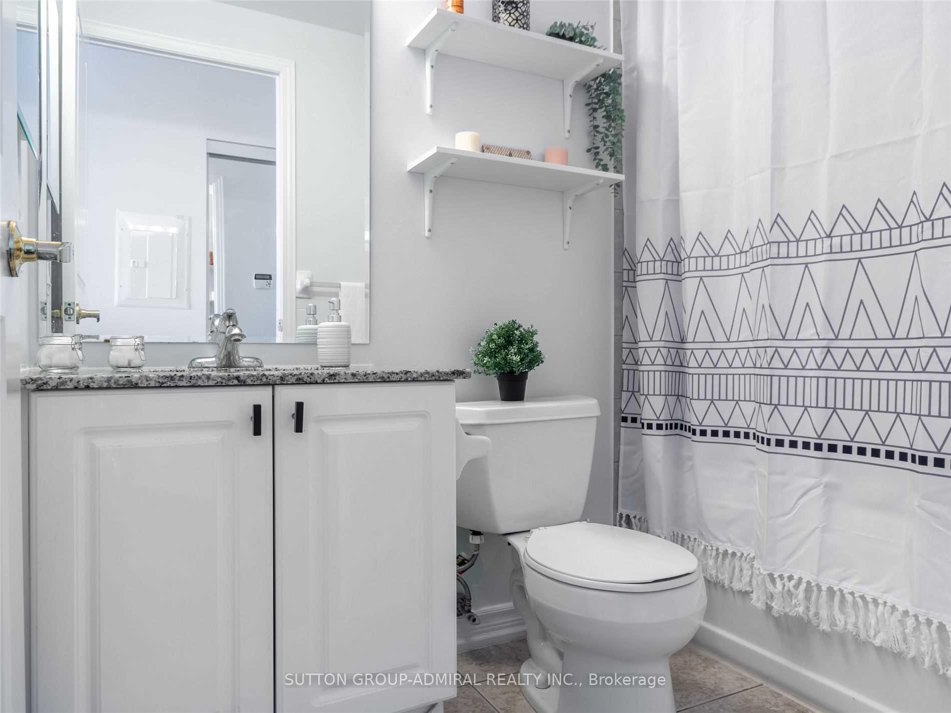 Photo 6 of Unit 1117, 9225 Jane Street, Vaughan, Maple — HOMEH