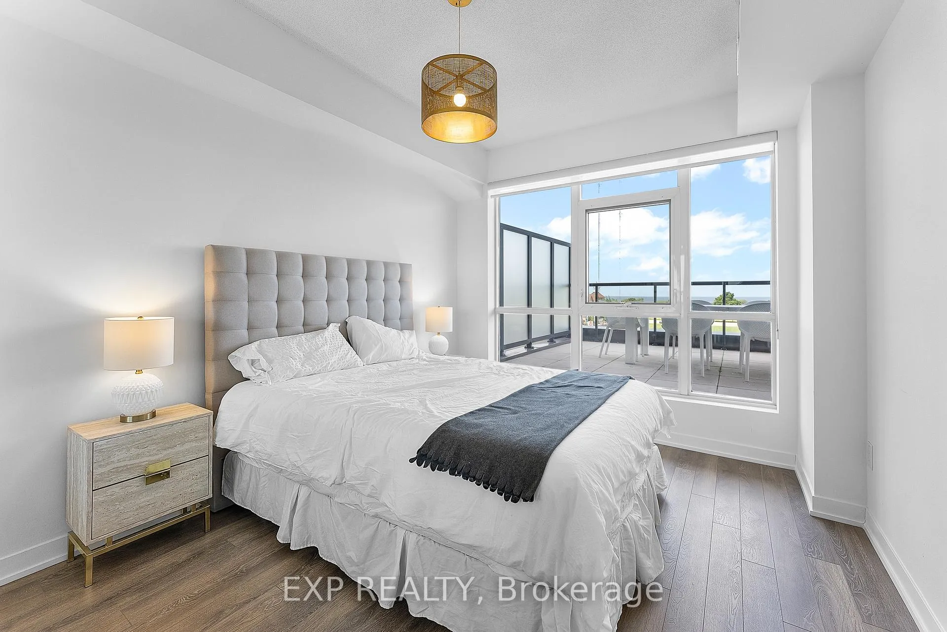 Photo 24 of Unit 219, 550 North Service Road, Grimsby, Grimsby Beach — HOMEH