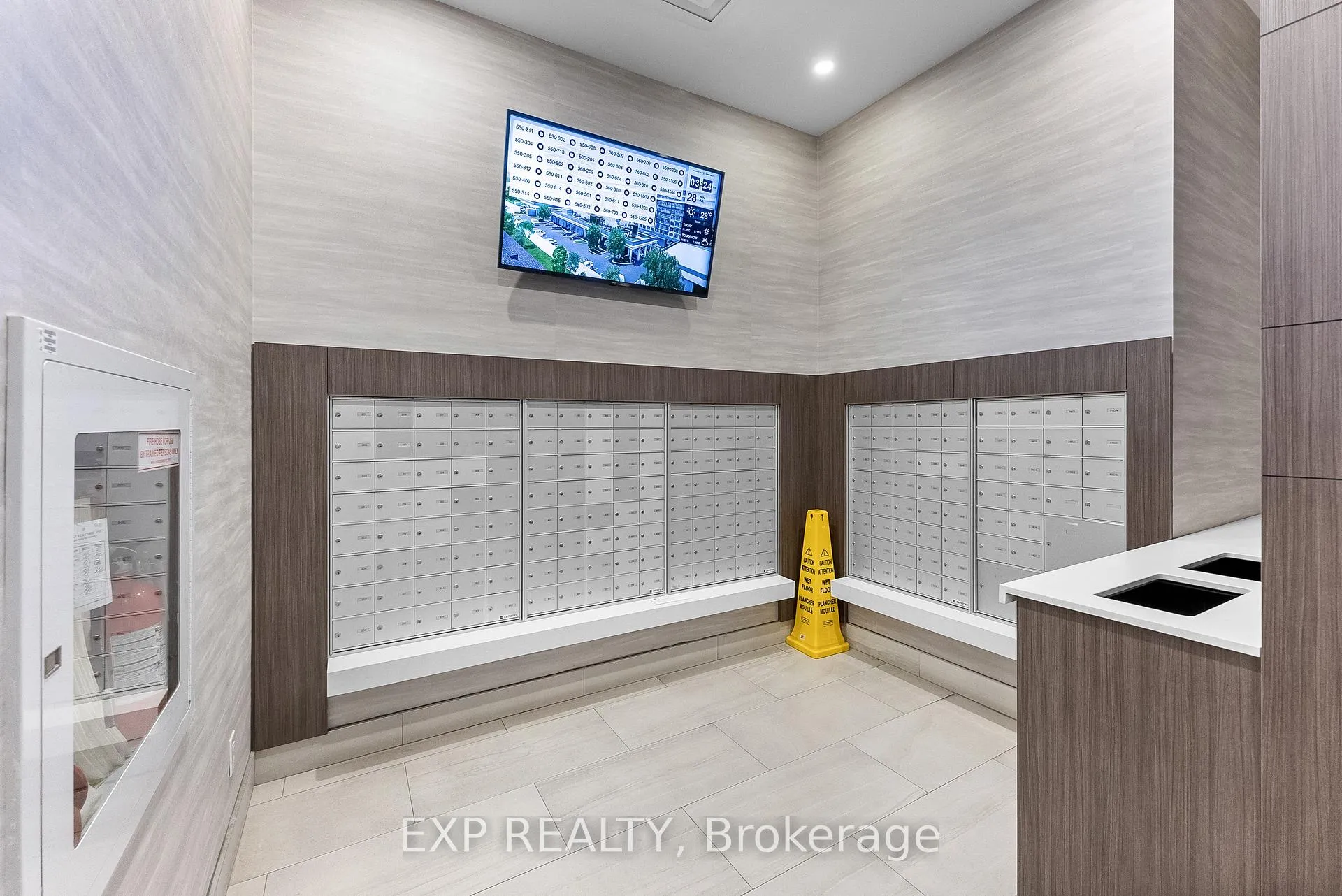 Photo 33 of Unit 219, 550 North Service Road, Grimsby, Grimsby Beach — HOMEH