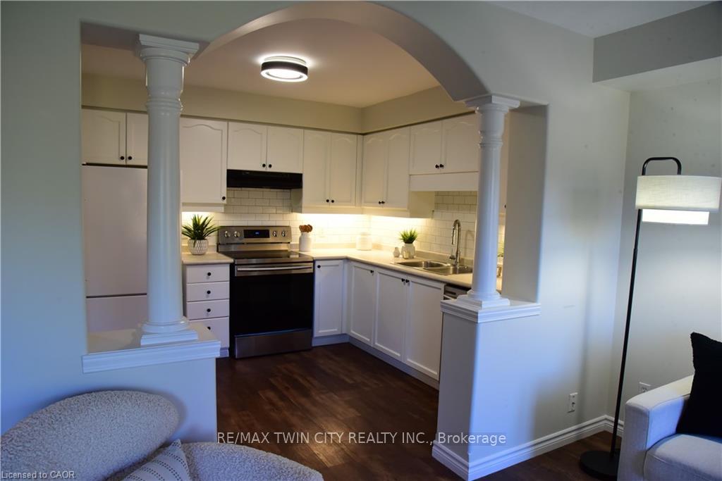 Photo 6 of Unit 19, 42 Green Valley Drive, Kitchener — HOMEH