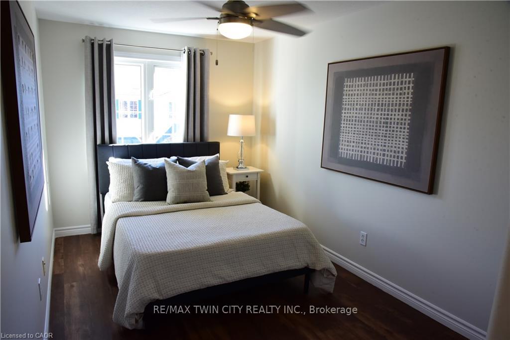 Photo 14 of Unit 19, 42 Green Valley Drive, Kitchener — HOMEH