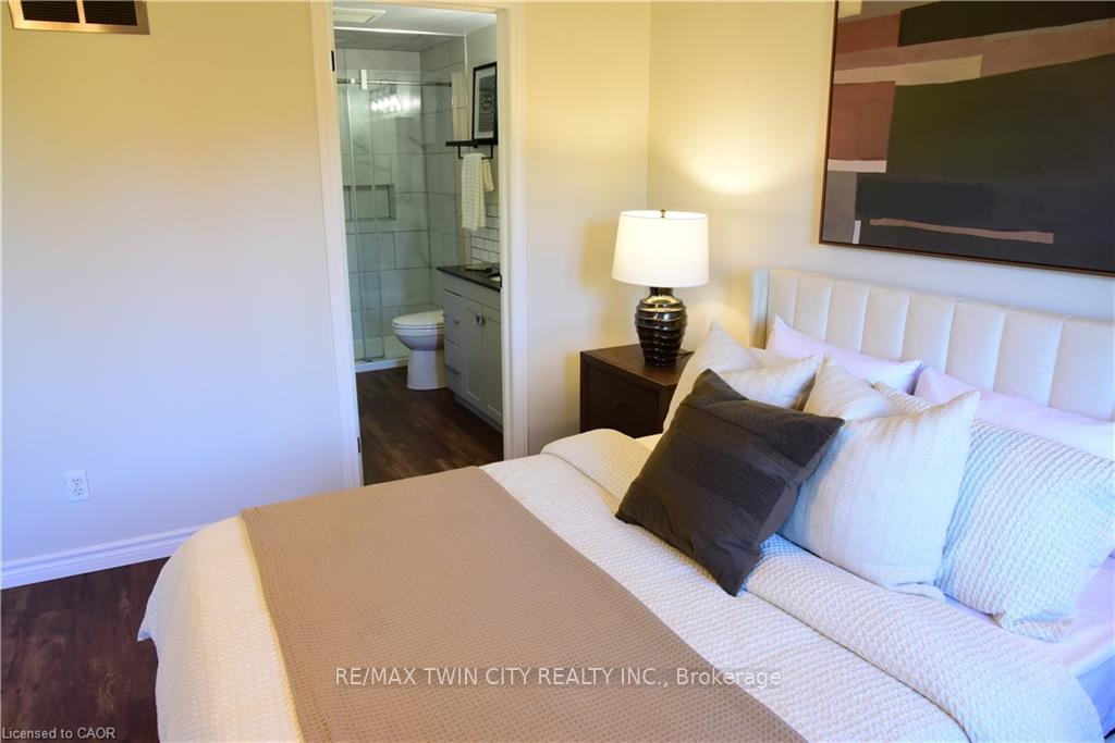 Photo 19 of Unit 19, 42 Green Valley Drive, Kitchener — HOMEH
