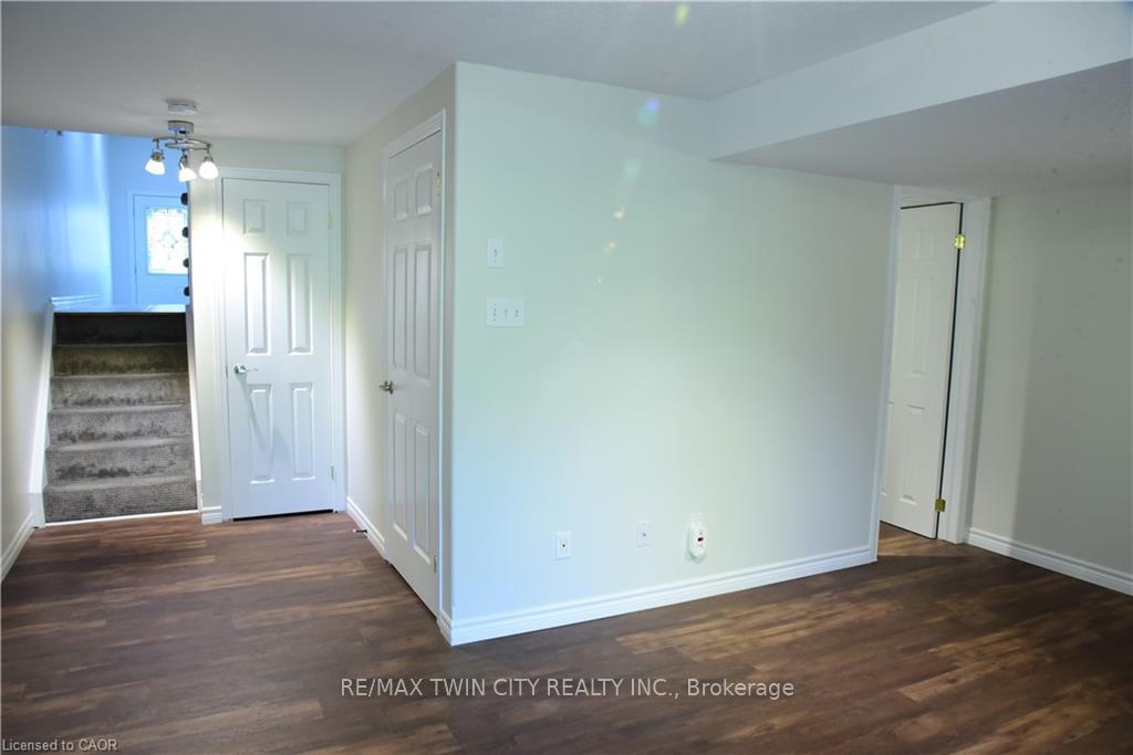 Photo 23 of Unit 19, 42 Green Valley Drive, Kitchener — HOMEH