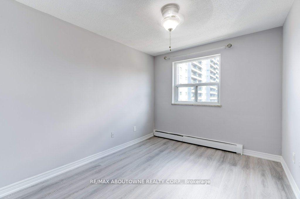 Photo 20 of Unit 903, 81 Charlton Avenue E, Hamilton, Corktown — HOMEH