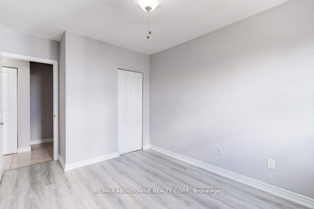 Photo 21 of Unit 903, 81 Charlton Avenue E, Hamilton, Corktown — HOMEH