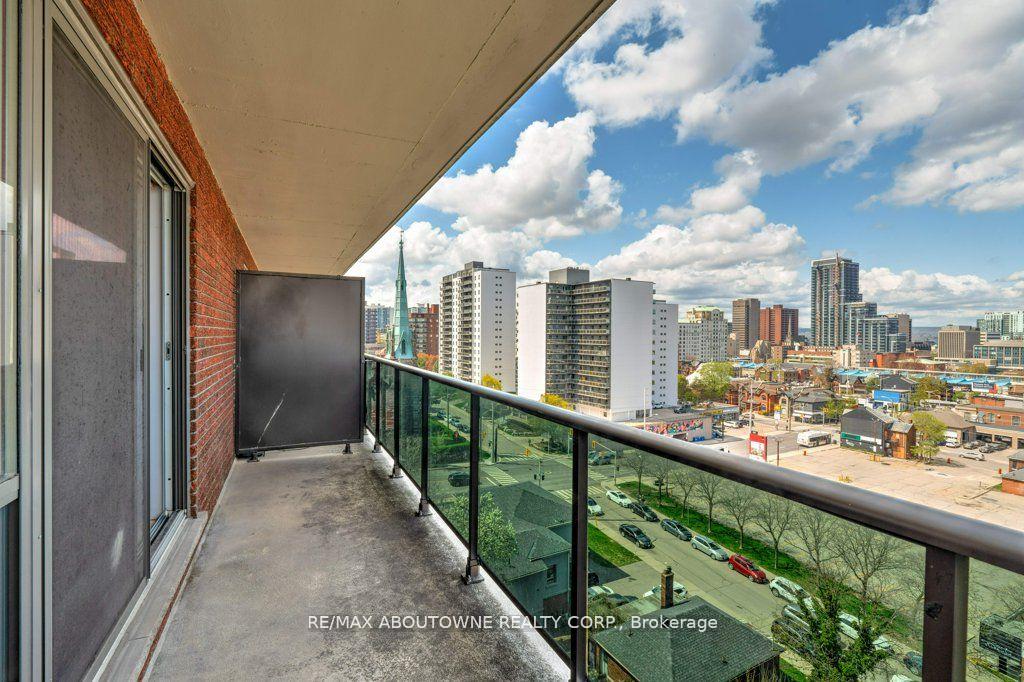 Photo 25 of Unit 903, 81 Charlton Avenue E, Hamilton, Corktown — HOMEH