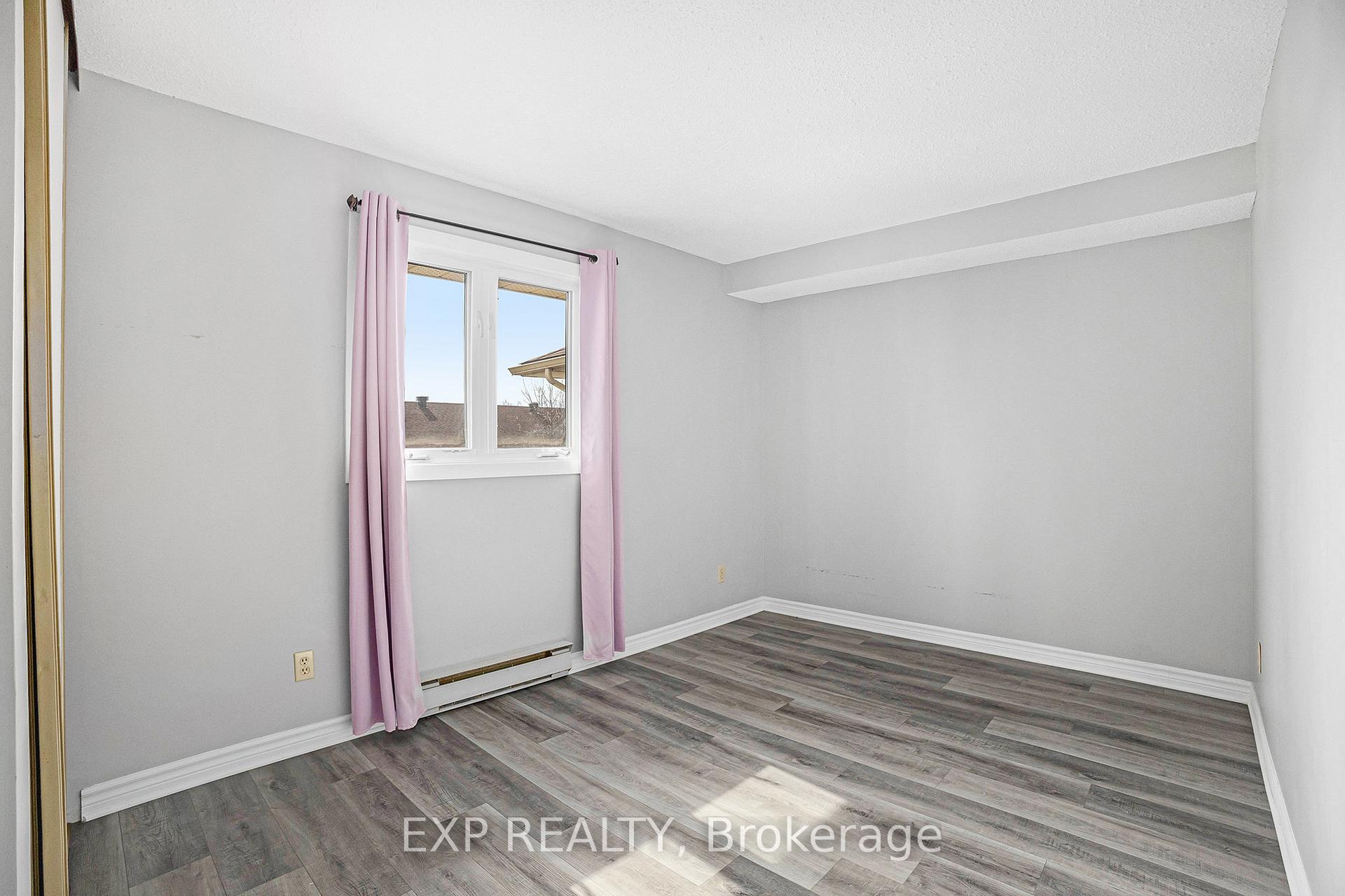 Photo 18 of Unit 67, 131 Rushford Pvt, Ottawa, Hunt Club Park/Greenboro — HOMEH