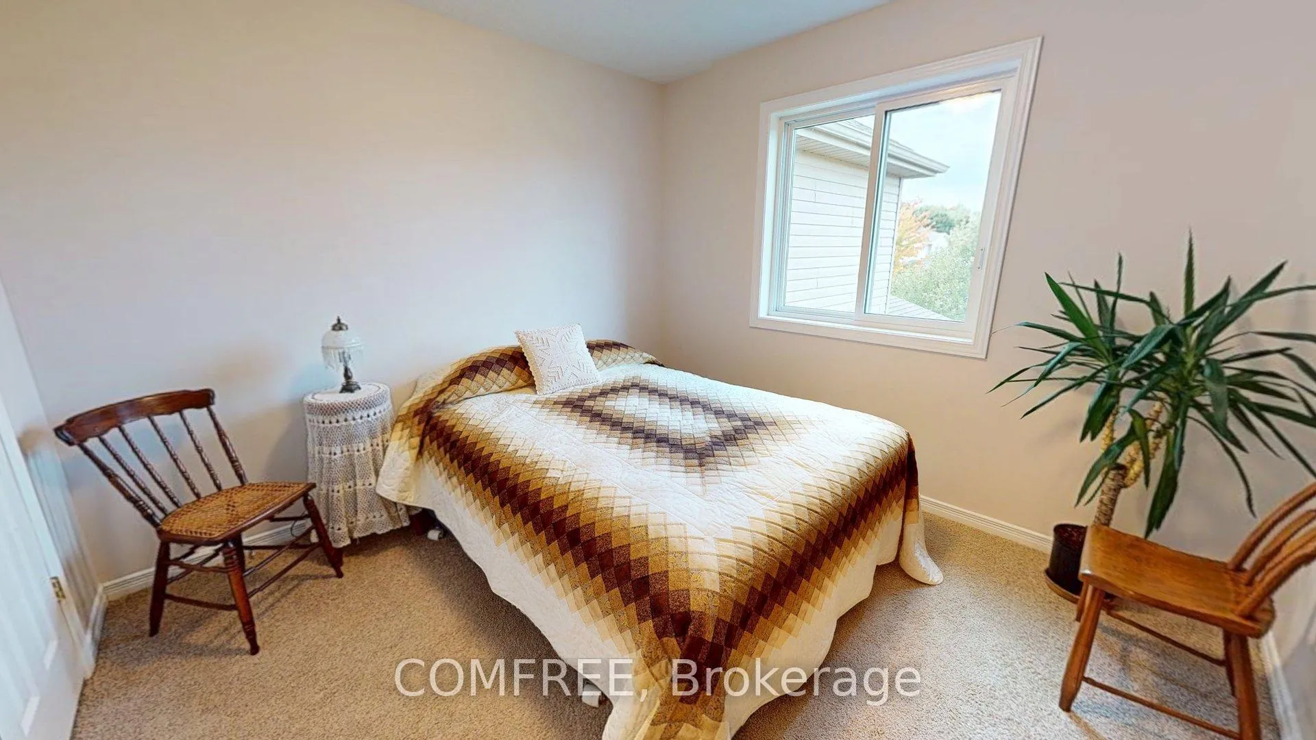 Photo 11 of 45 Pond View Drive, Wellesley — HOMEH