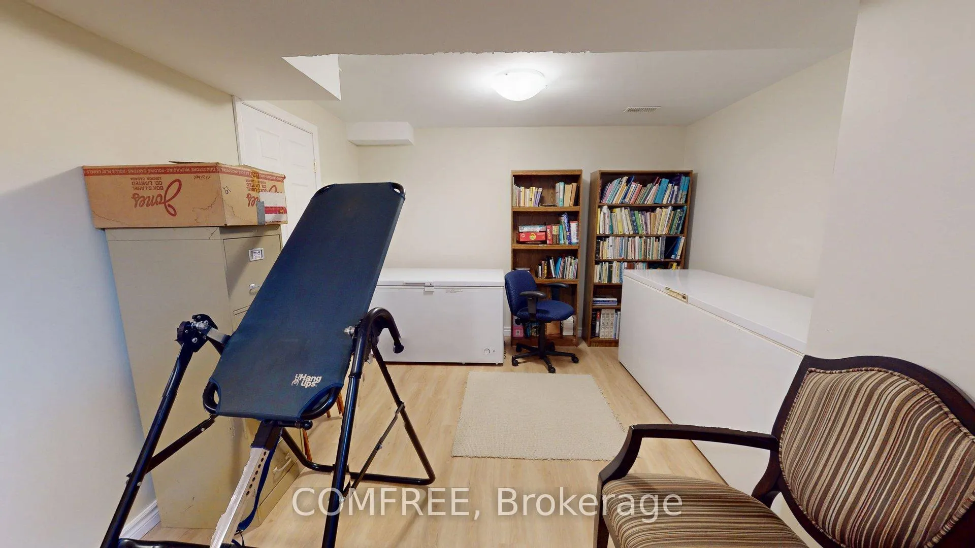 Photo 16 of 45 Pond View Drive, Wellesley — HOMEH