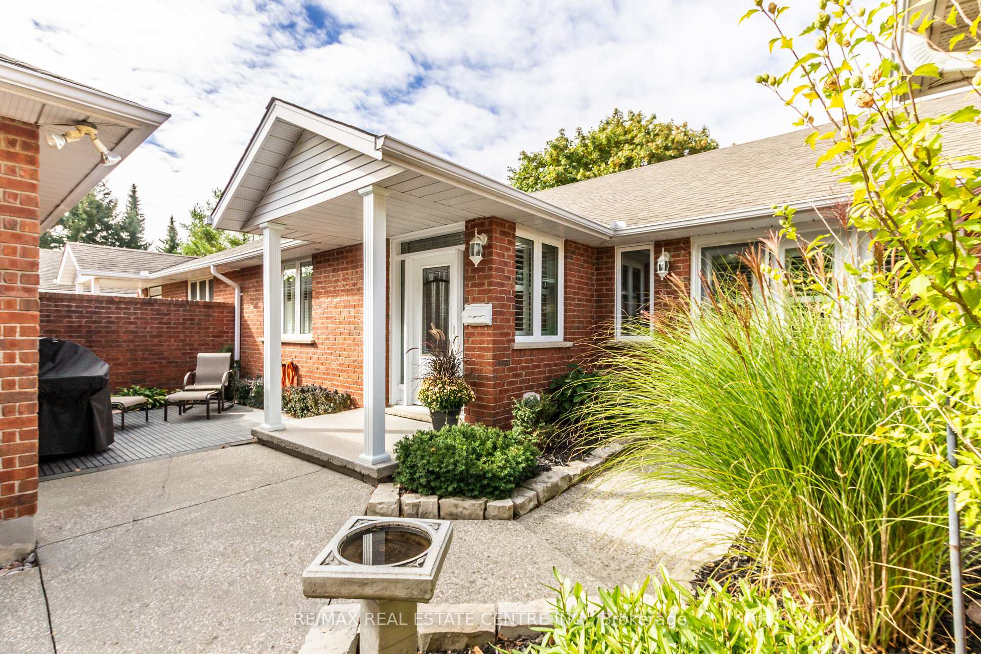 Photo 4 of Unit 16, 71 Beasley Crescent, Cambridge — HOMEH
