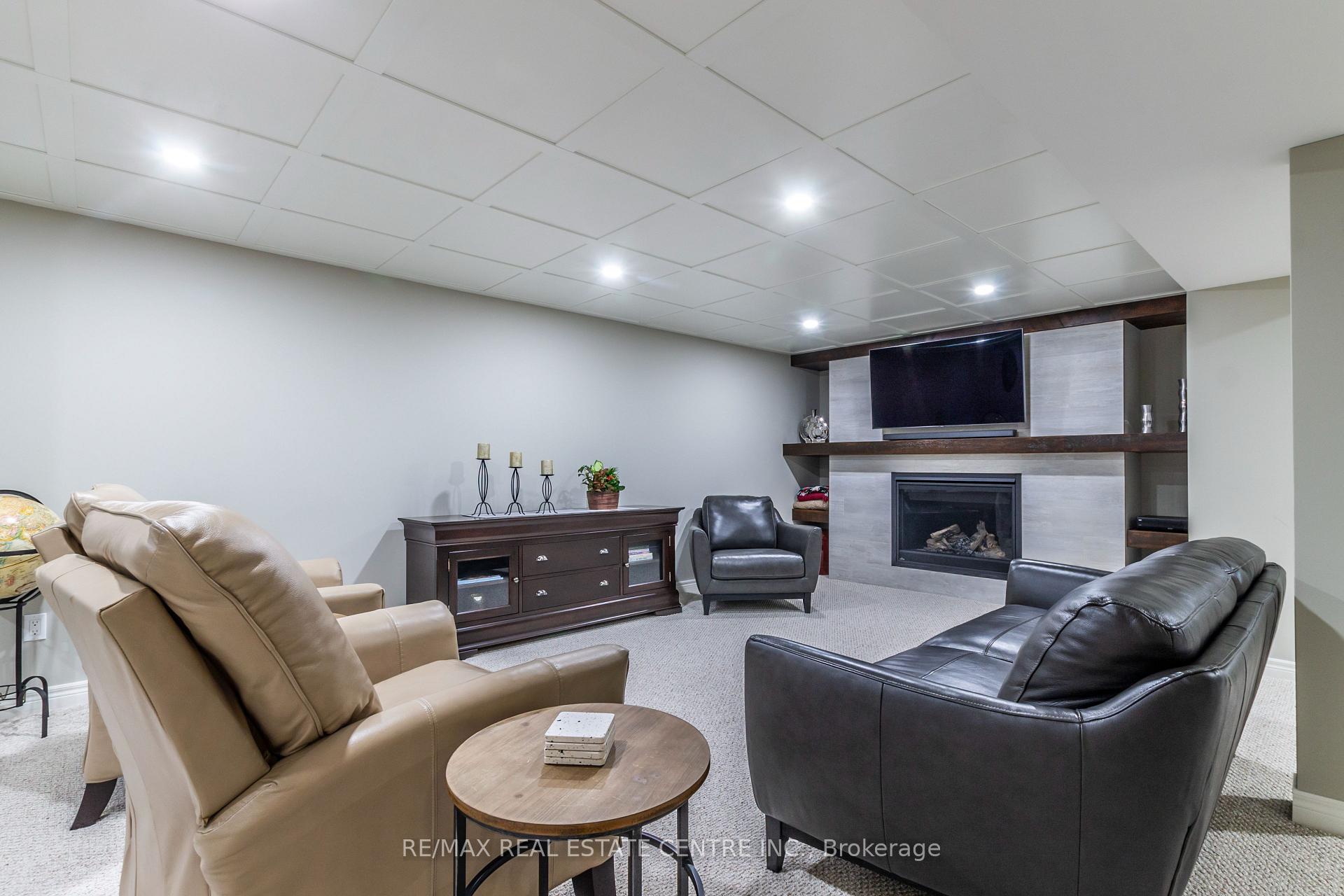 Photo 28 of Unit 16, 71 Beasley Crescent, Cambridge — HOMEH
