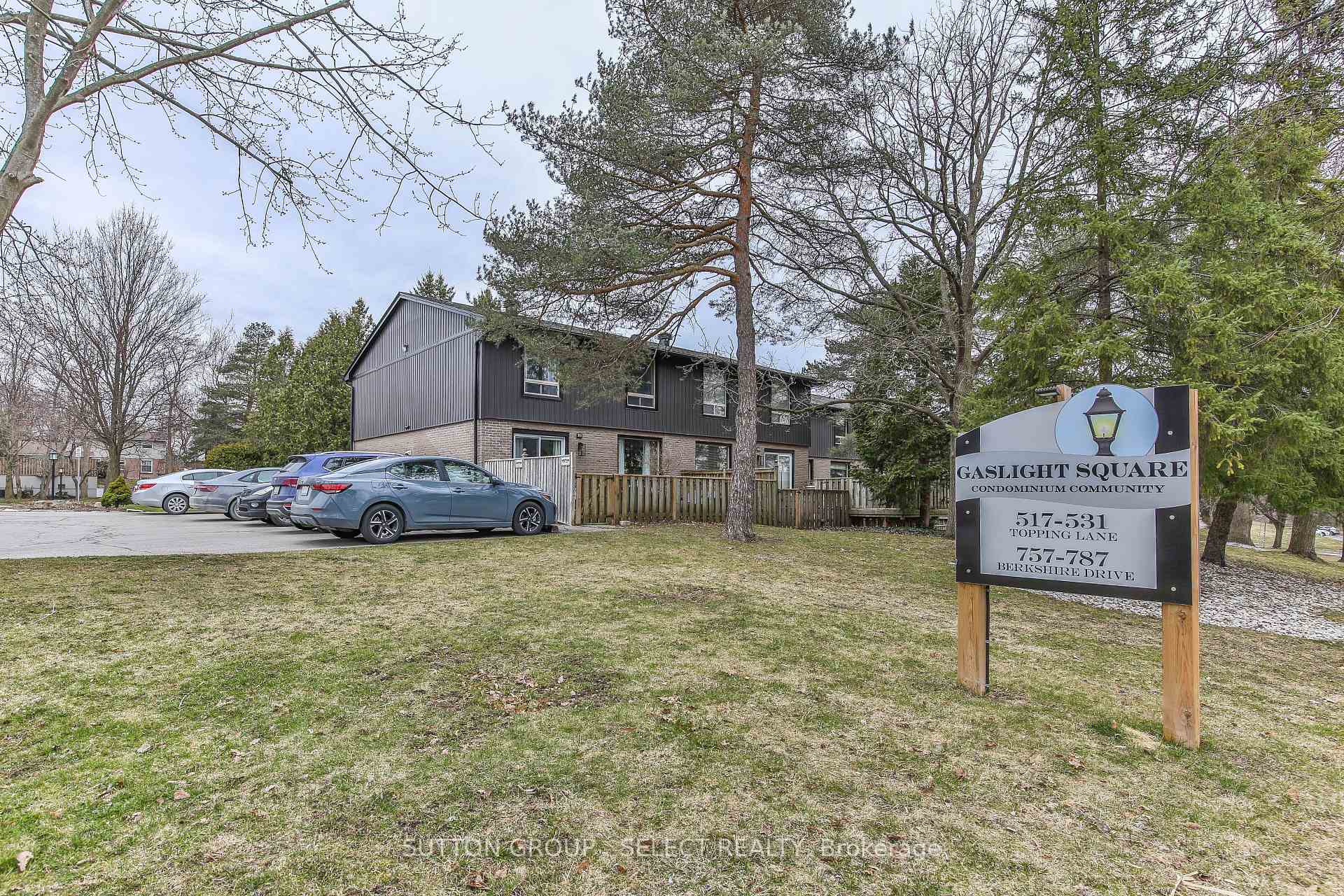 Front of 769 Berkshire Drive